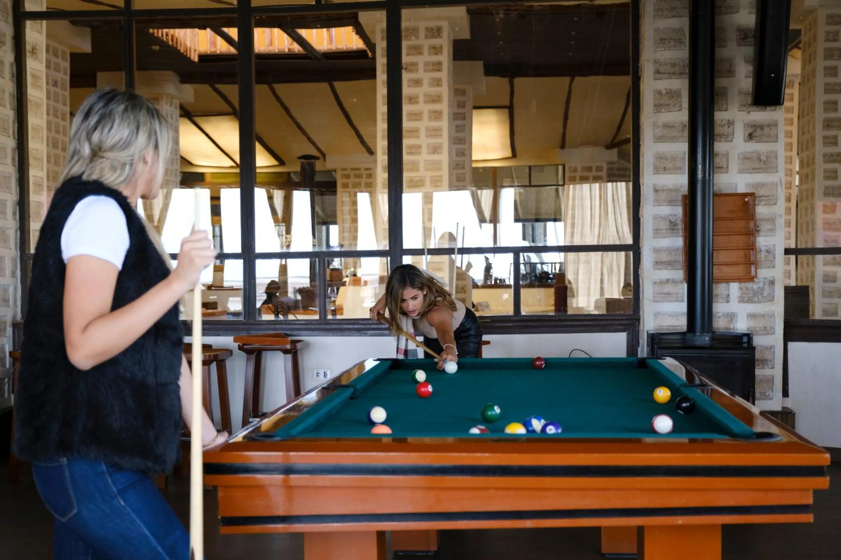 People in Hotel Palacio de Sal