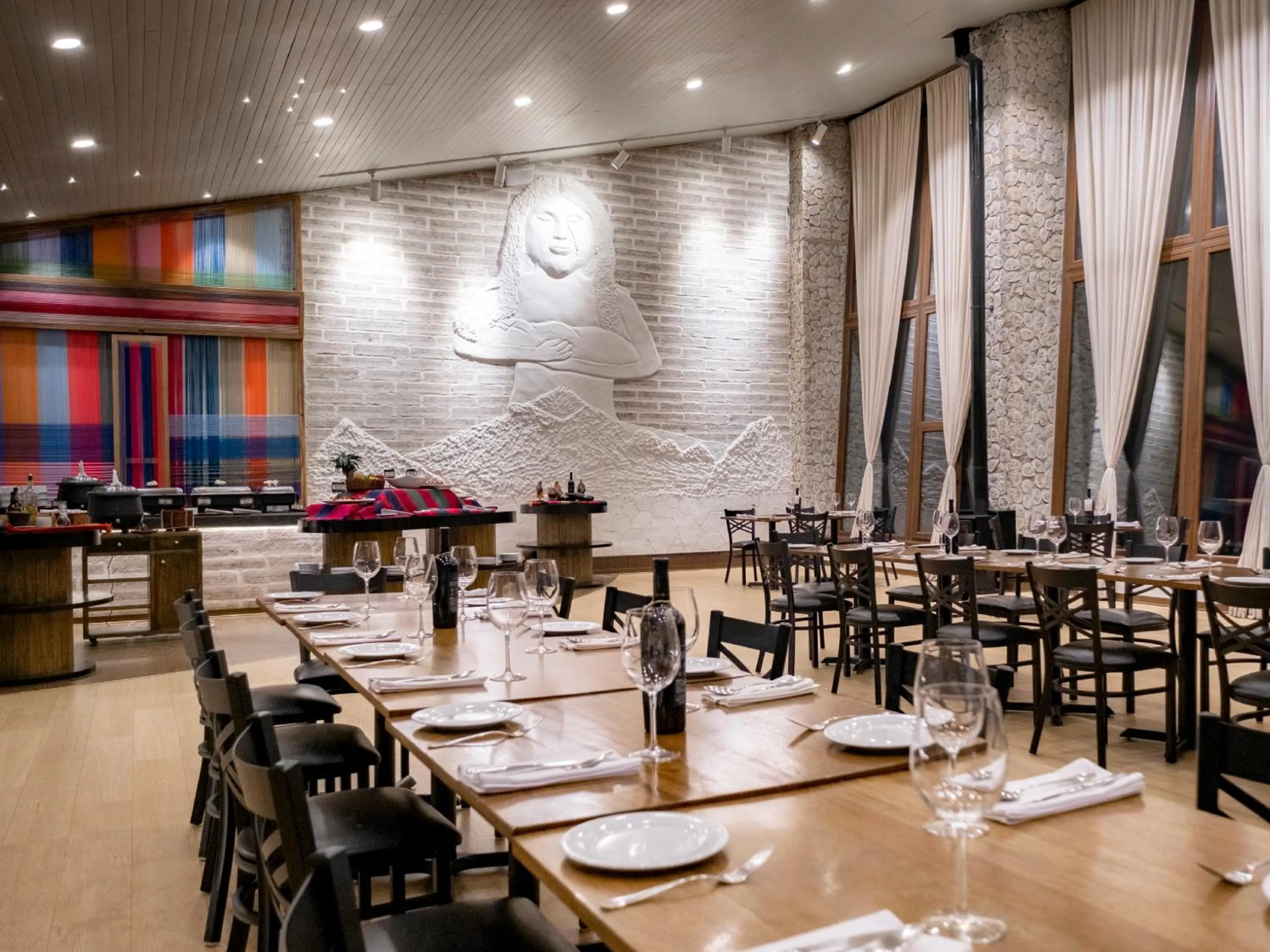 Restaurant/places to eat in Hotel Palacio de Sal