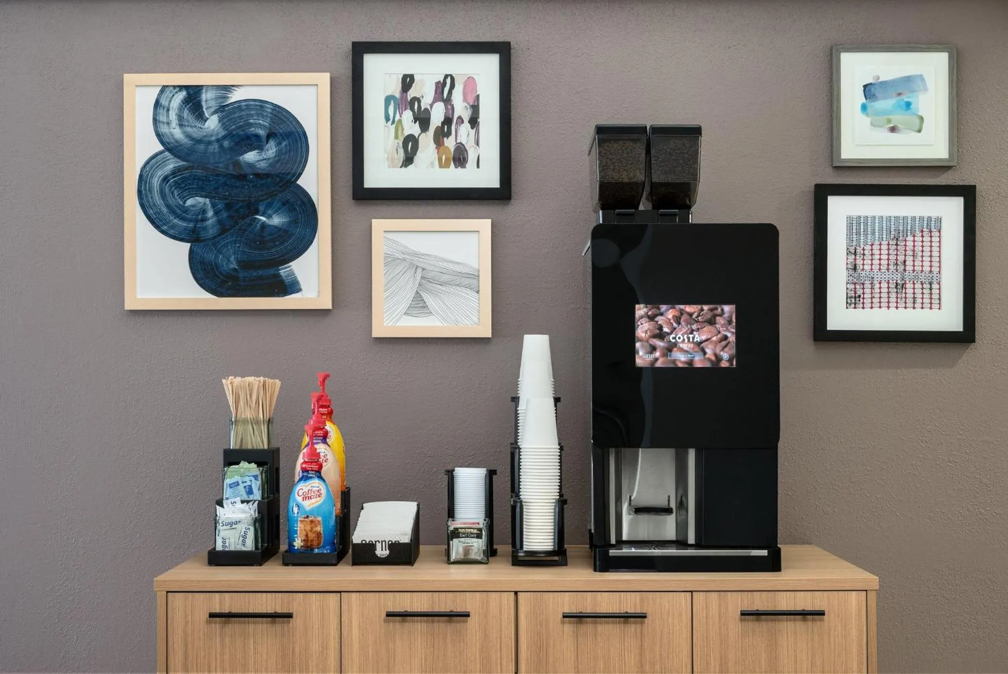 Coffee/tea facilities in Garner Hotel Wytheville East by IHG