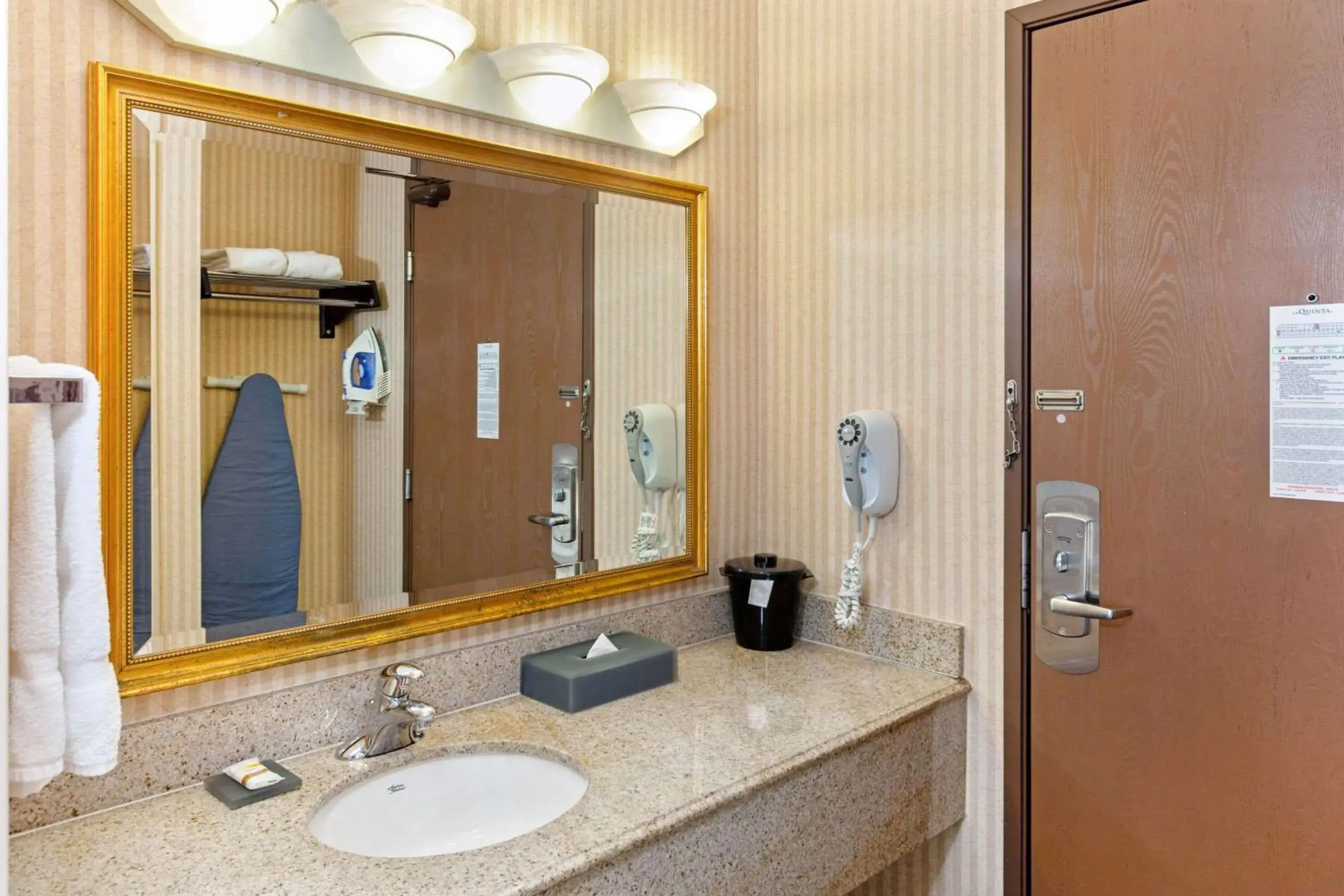Bathroom in La Quinta by Wyndham Stevens Point Bathroom in La Quinta by Wyndham Stevens Point