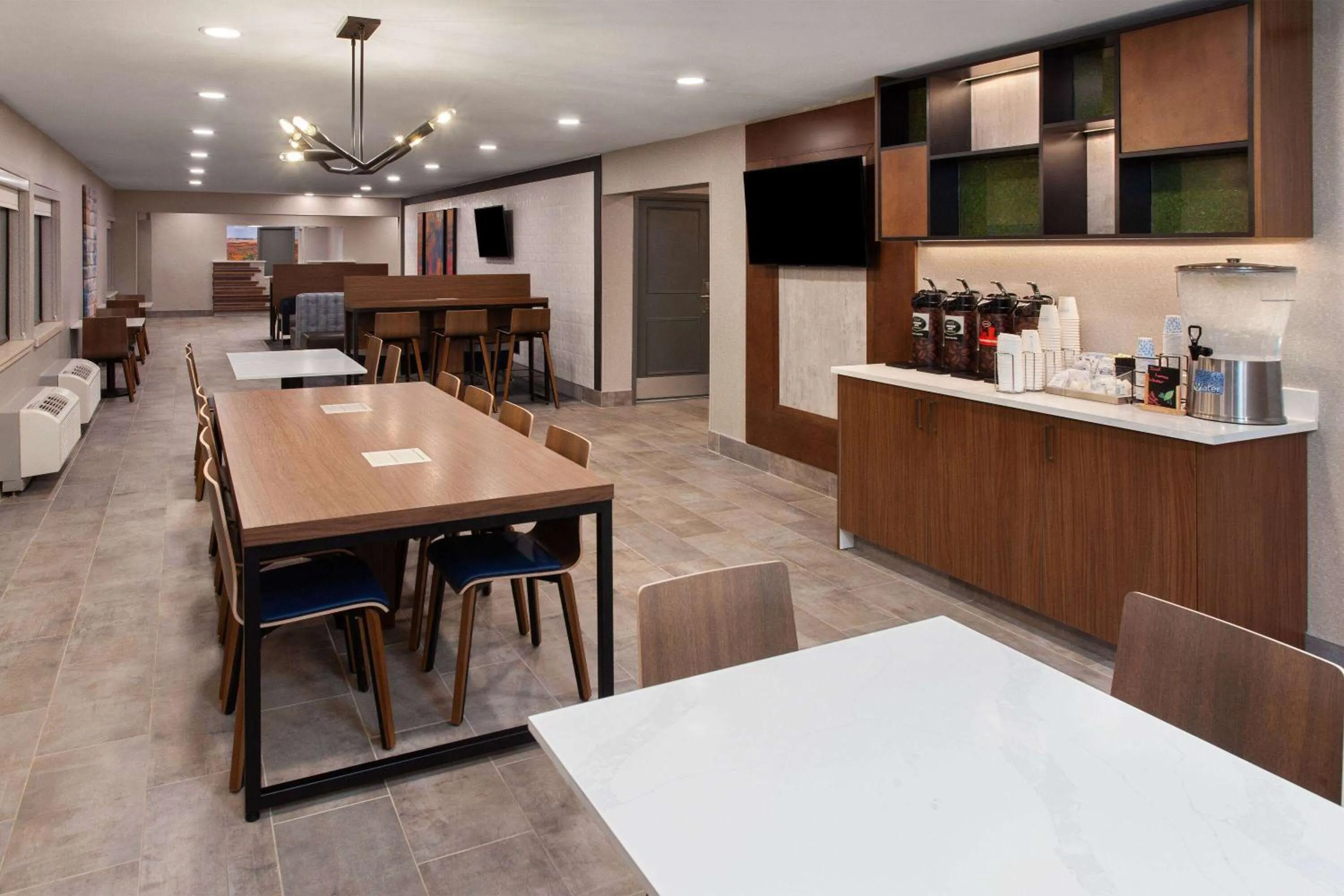 Lobby or reception in La Quinta Inn by Wyndham Wausau