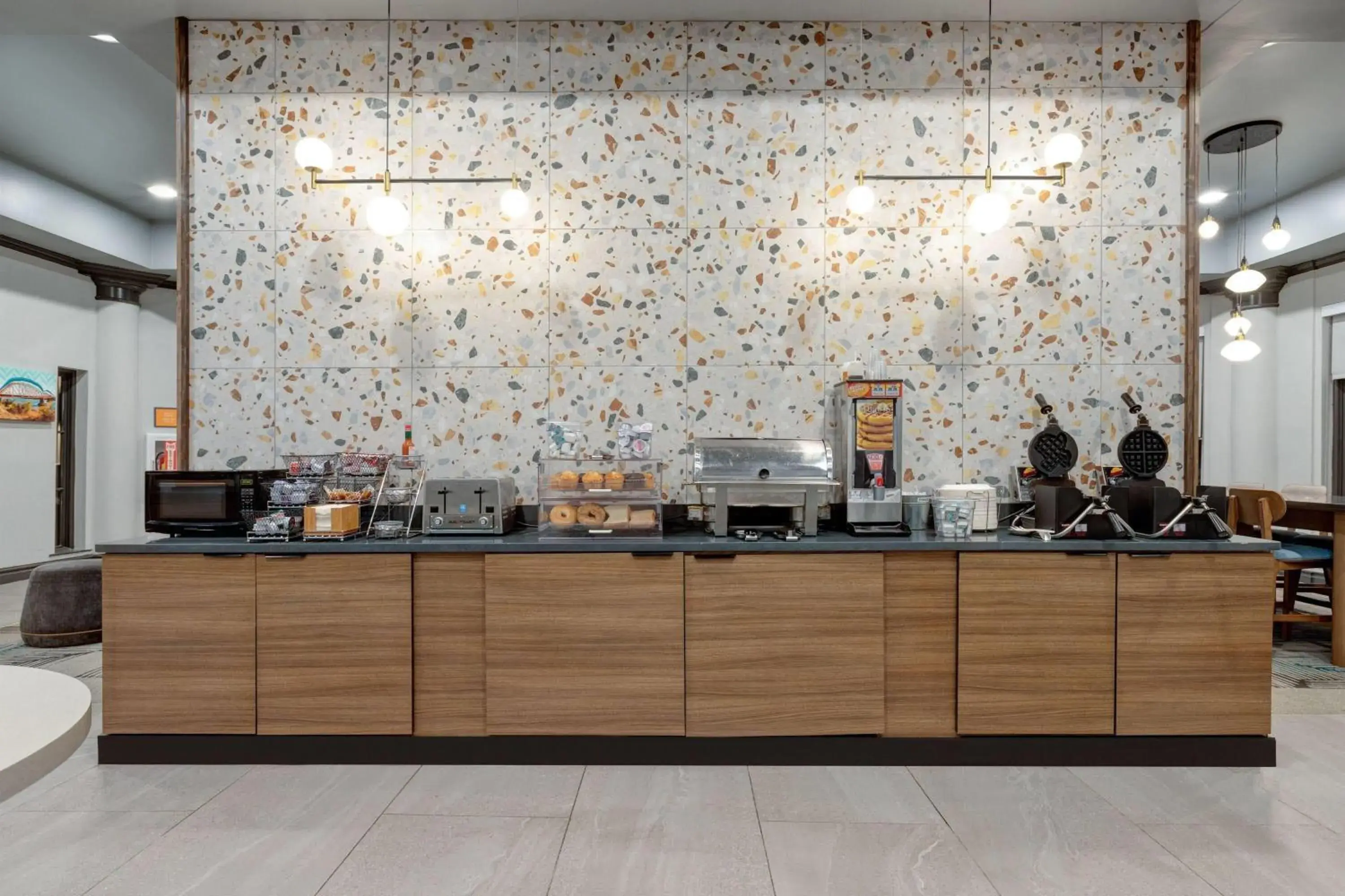 Breakfast in La Quinta by Wyndham Sherman Breakfast in La Quinta by Wyndham Sherman