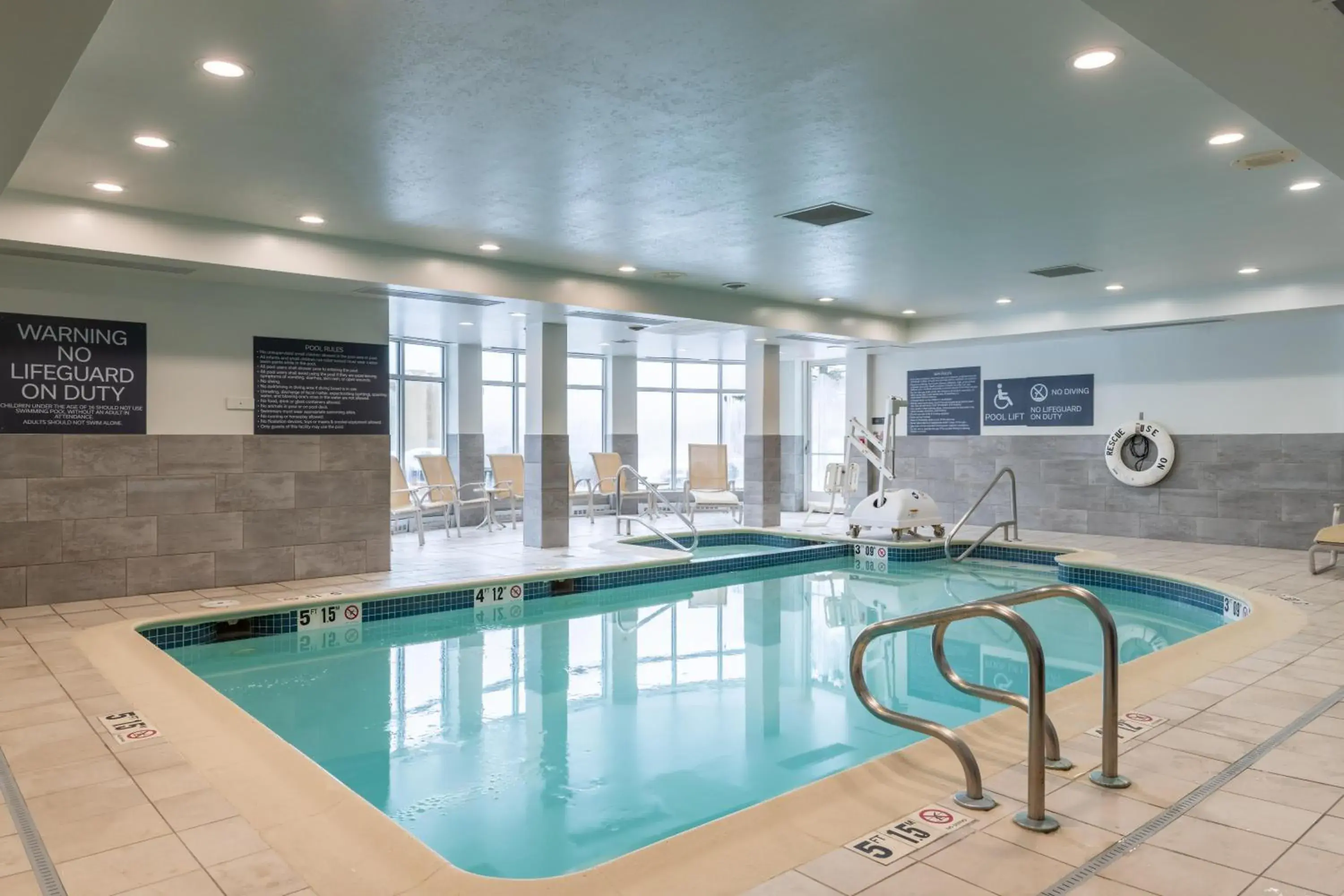 Pool view in Hilton Garden Inn Portland Airport Pool view in Hilton Garden Inn Portland Airport