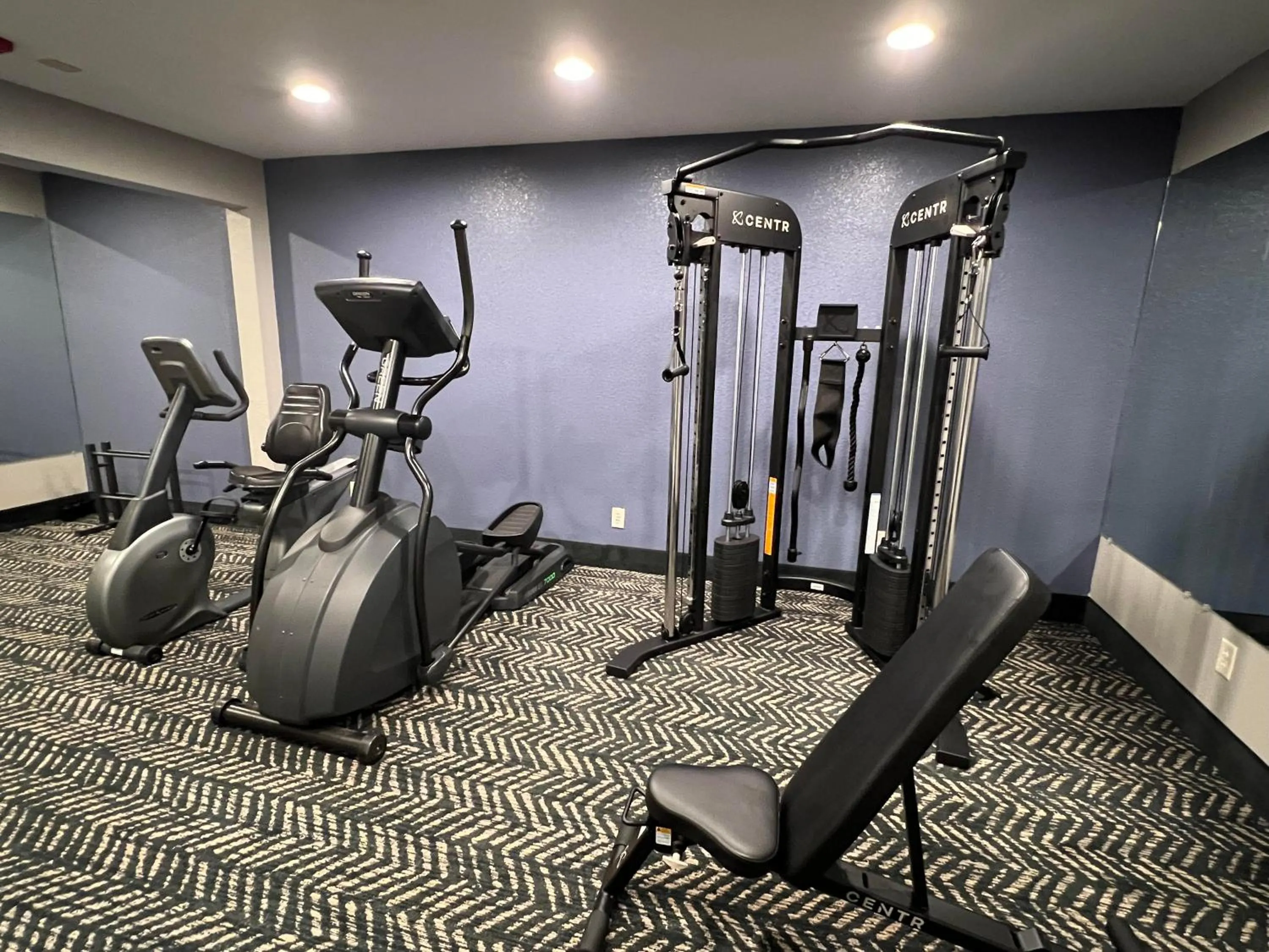 Fitness centre/facilities in AmericInn by Wyndham Glendale Milwaukee