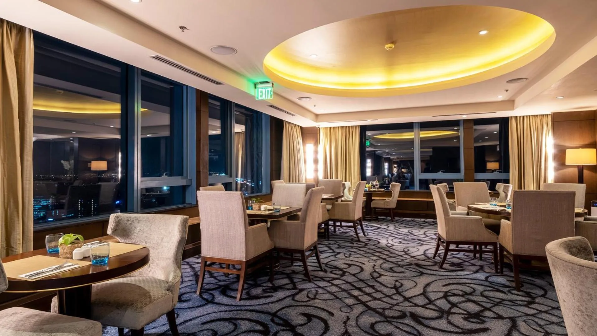 Lounge or bar in Crimson Hotel Filinvest City, Manila