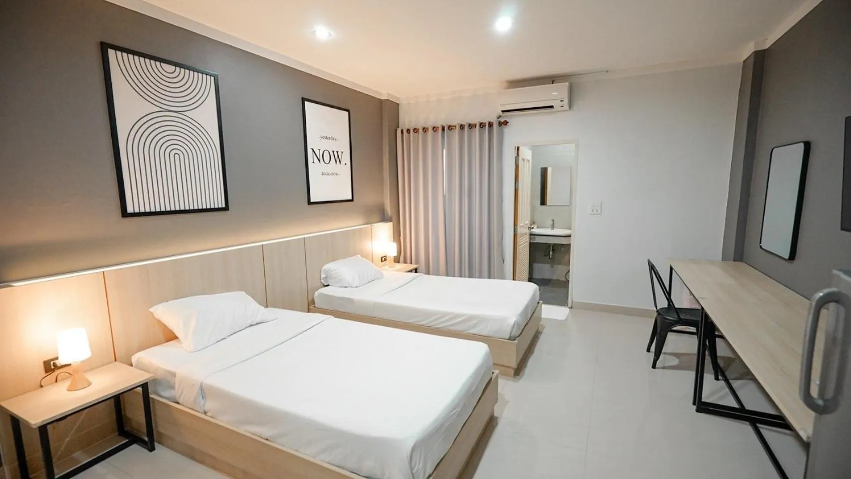 Bed in Boonsiri Boutique Hotel