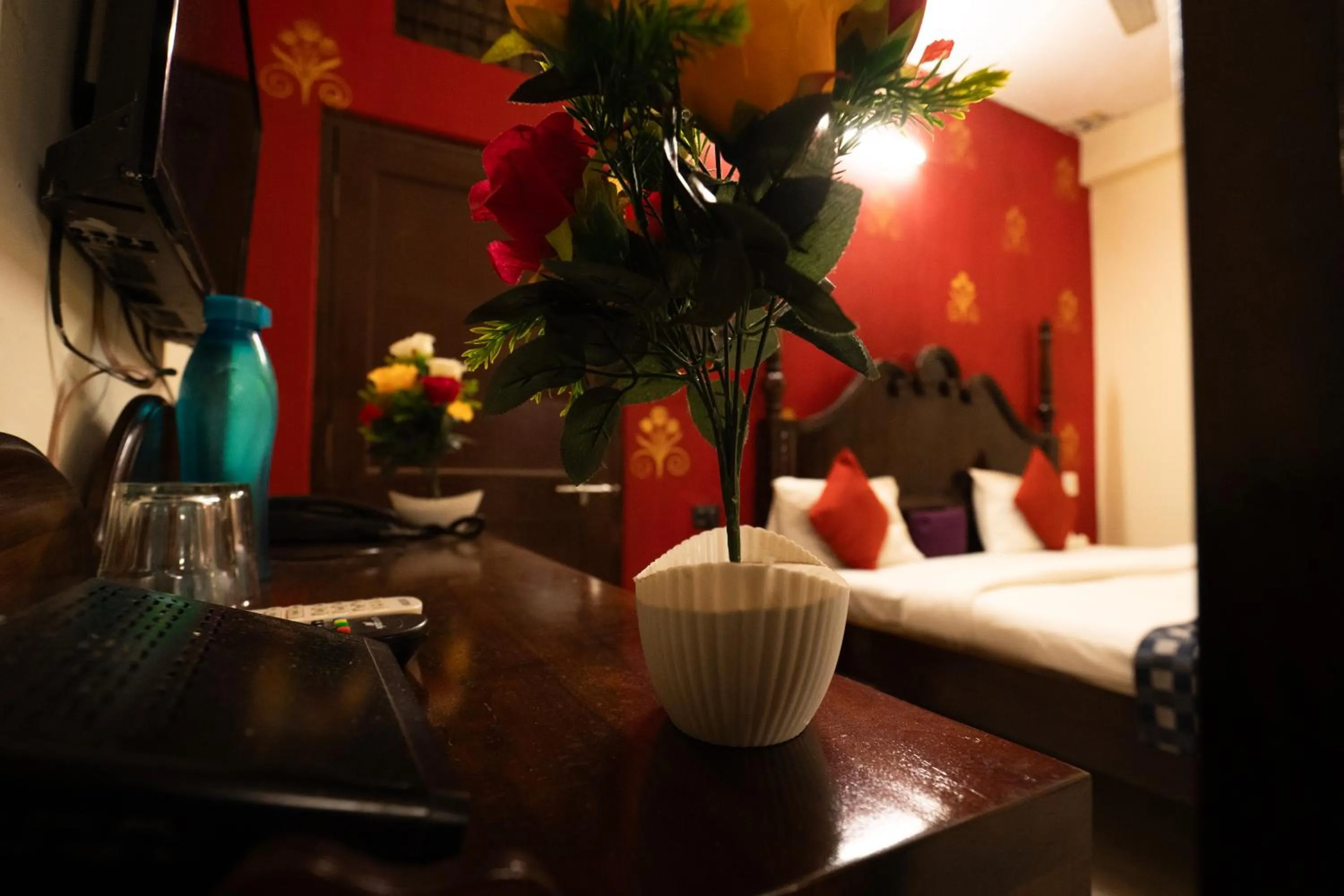 Bed in The Lake View Hotel- On Lake Pichola