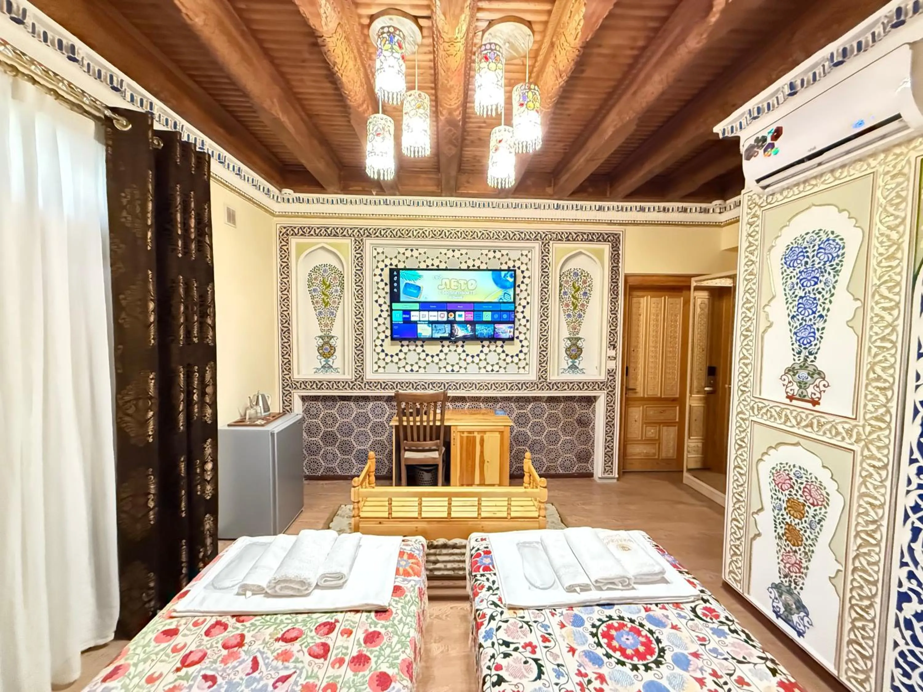 Bed in Basilic Boutique Hotel