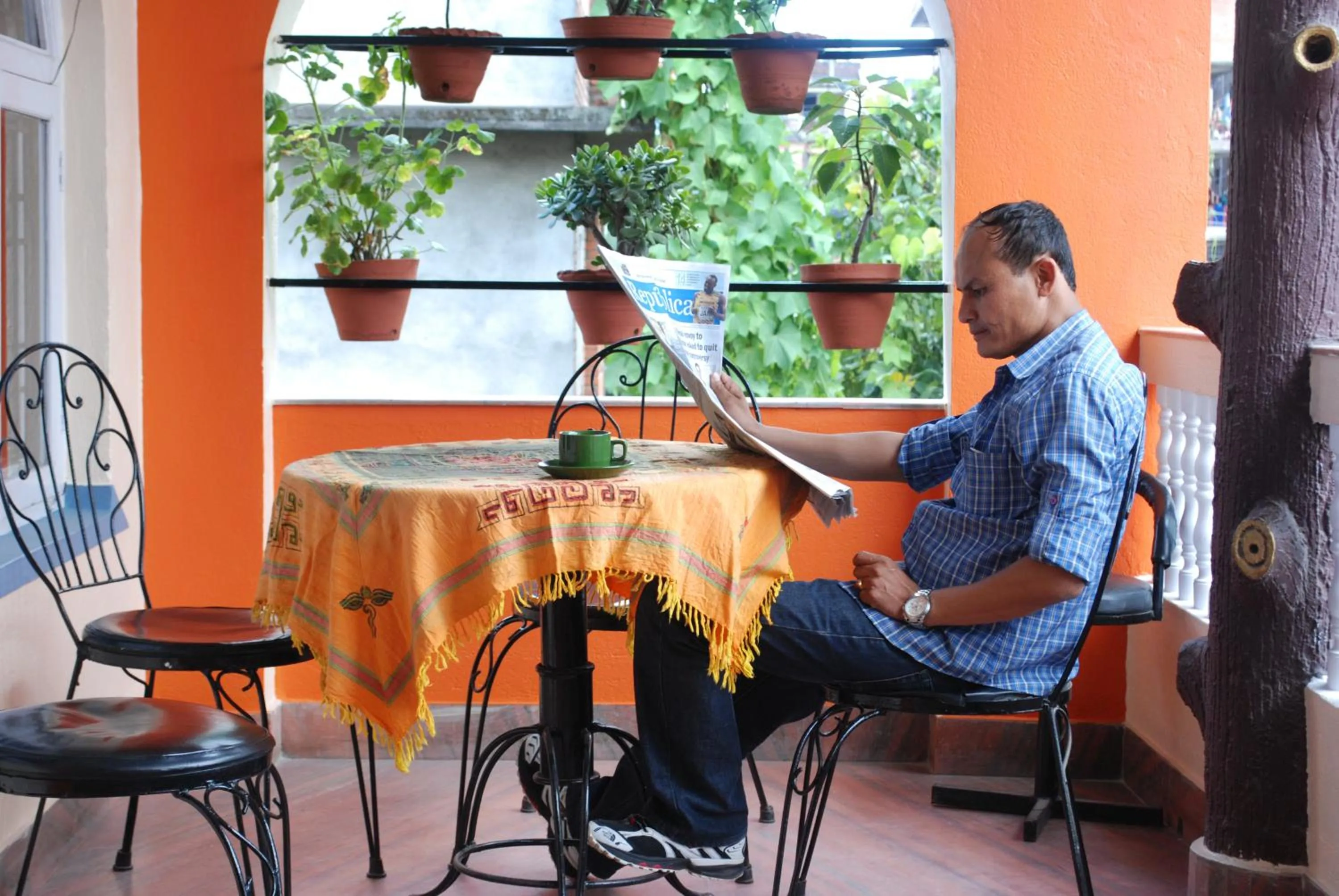 Library in Blue Mountain Home Stay