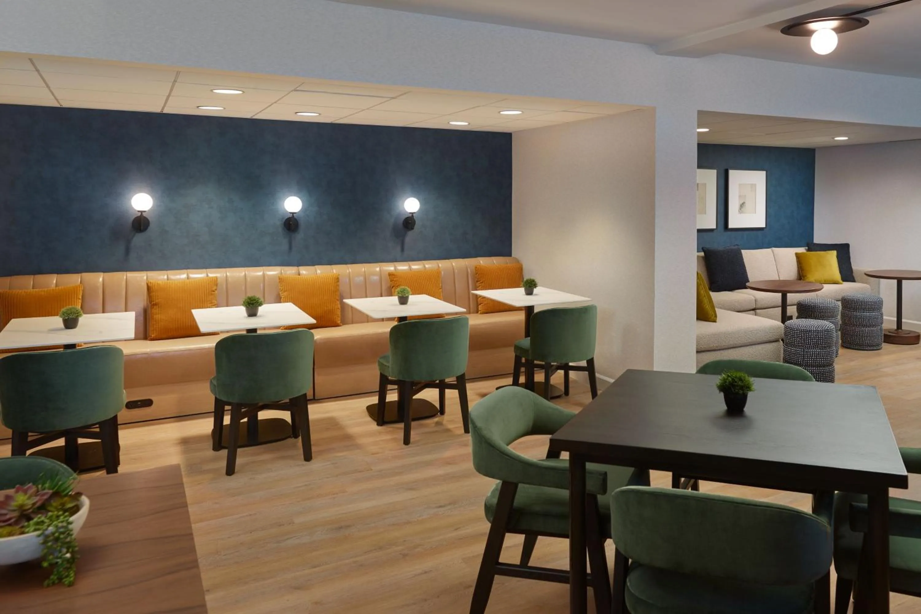 Lounge or bar in Sheraton Grand Nashville Downtown