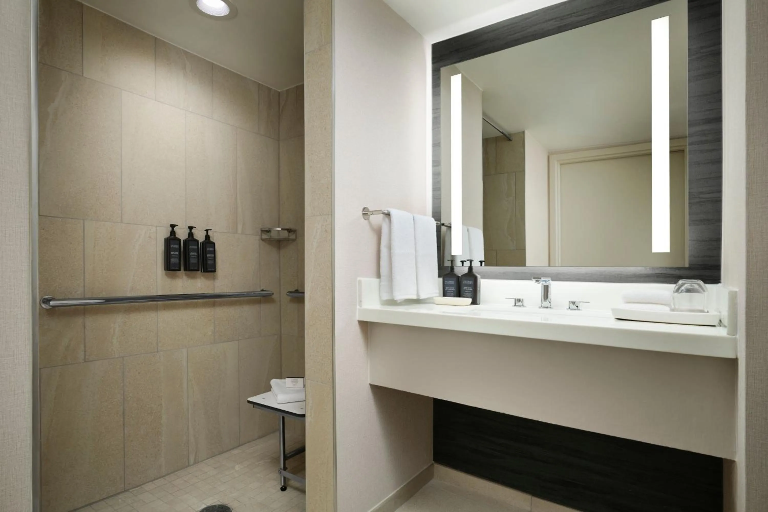 Bathroom in Sheraton Grand Nashville Downtown