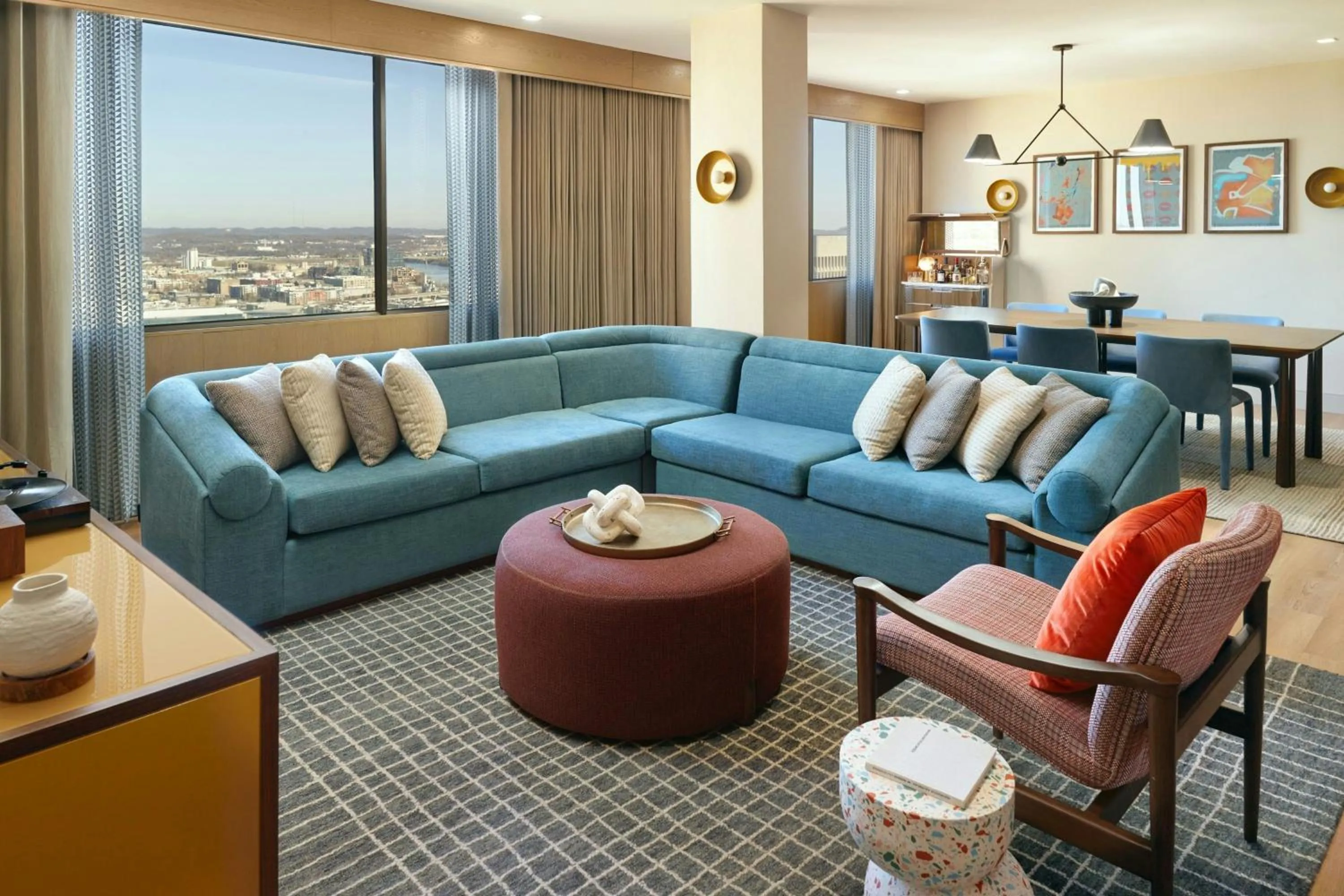 Photo of the whole room in Sheraton Grand Nashville Downtown