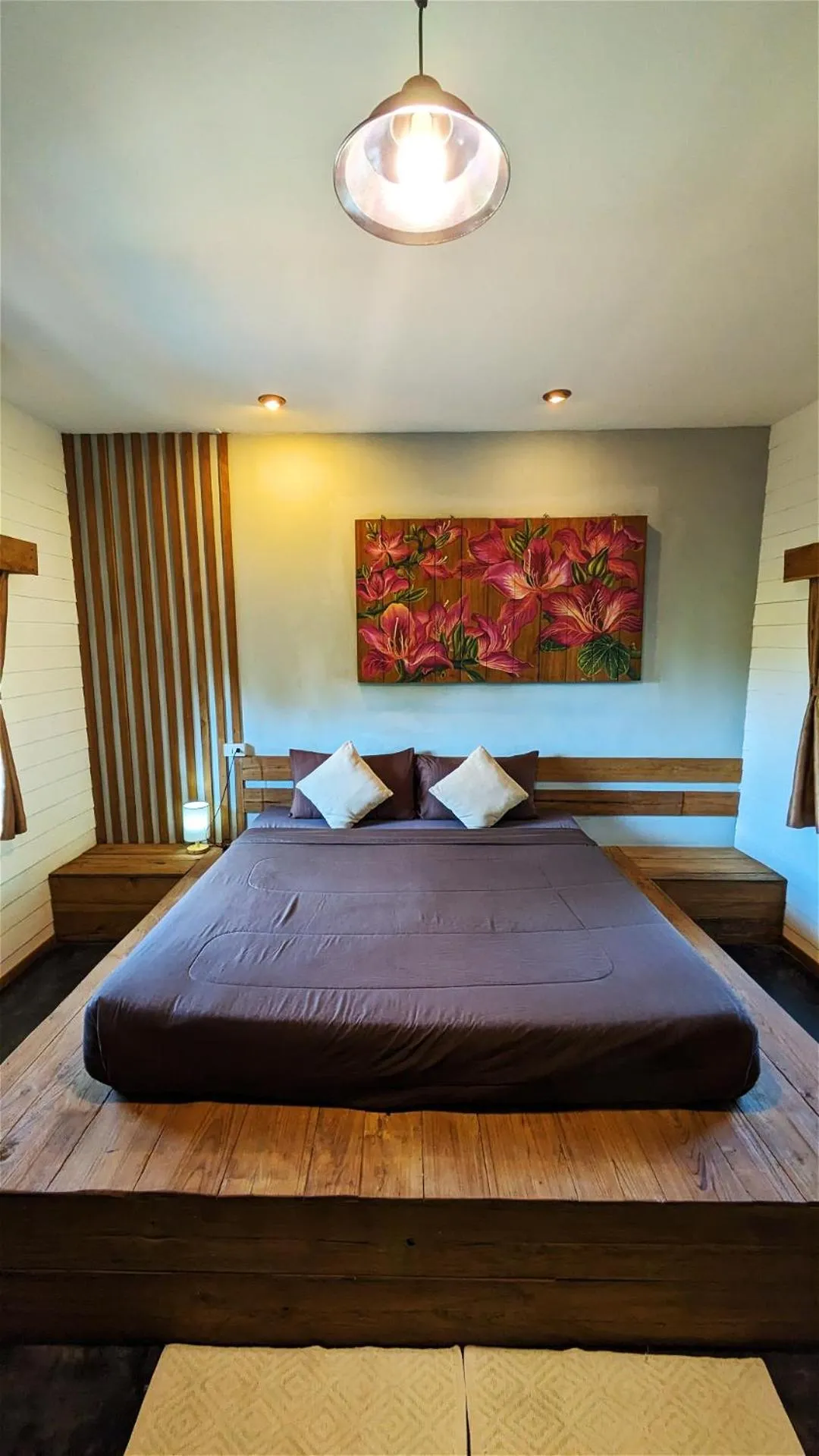 Bedroom, Bed in Sirita