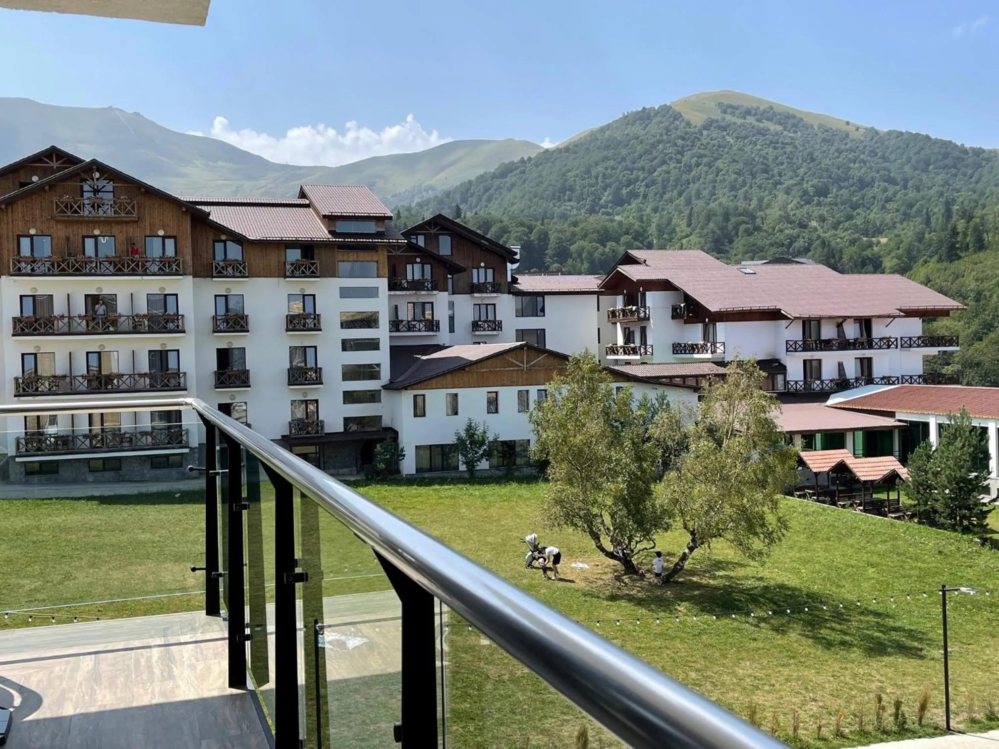 Snow Pine Suite - 4 Star Resort