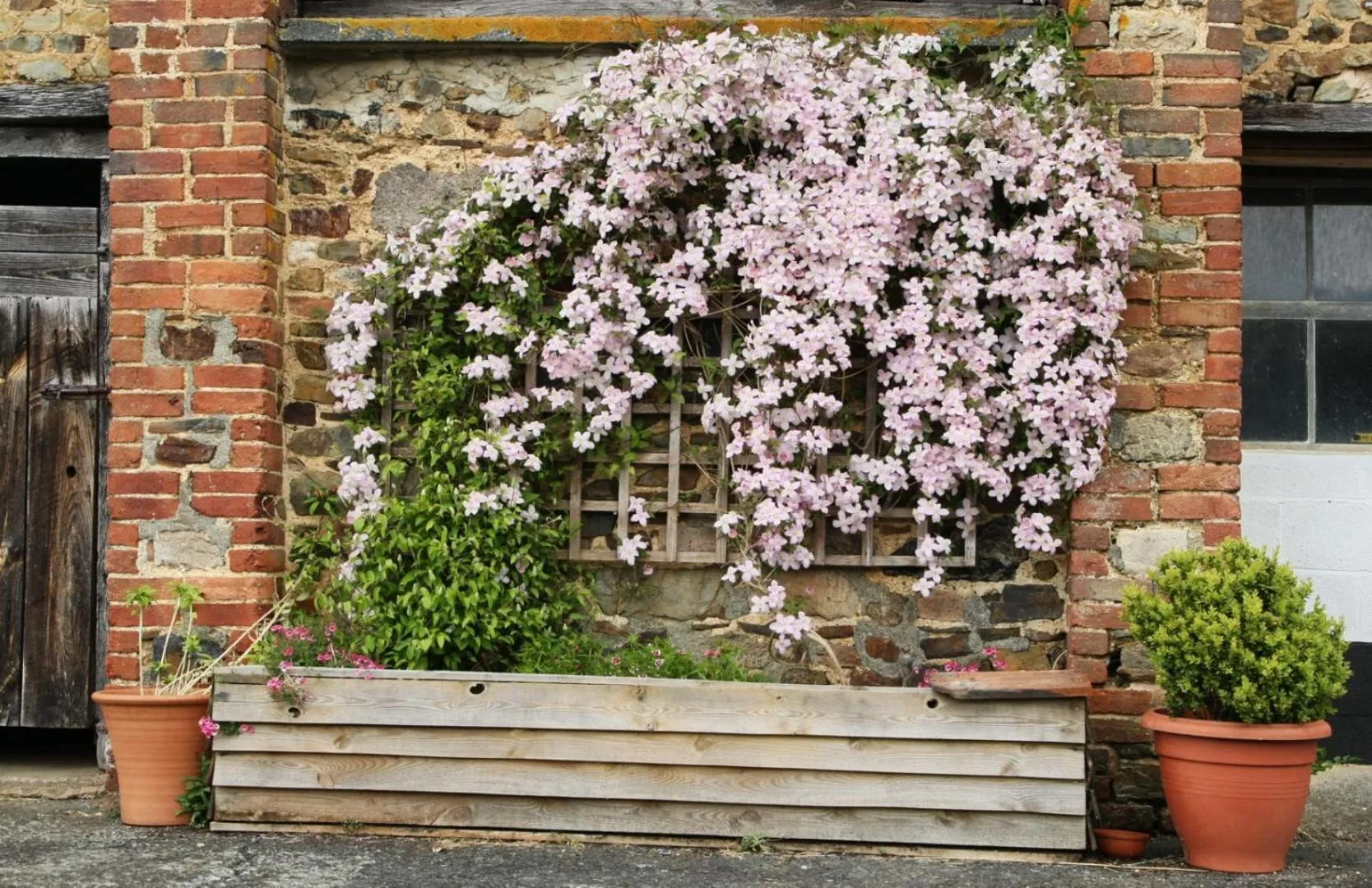 Property building in Brook Farmhouse