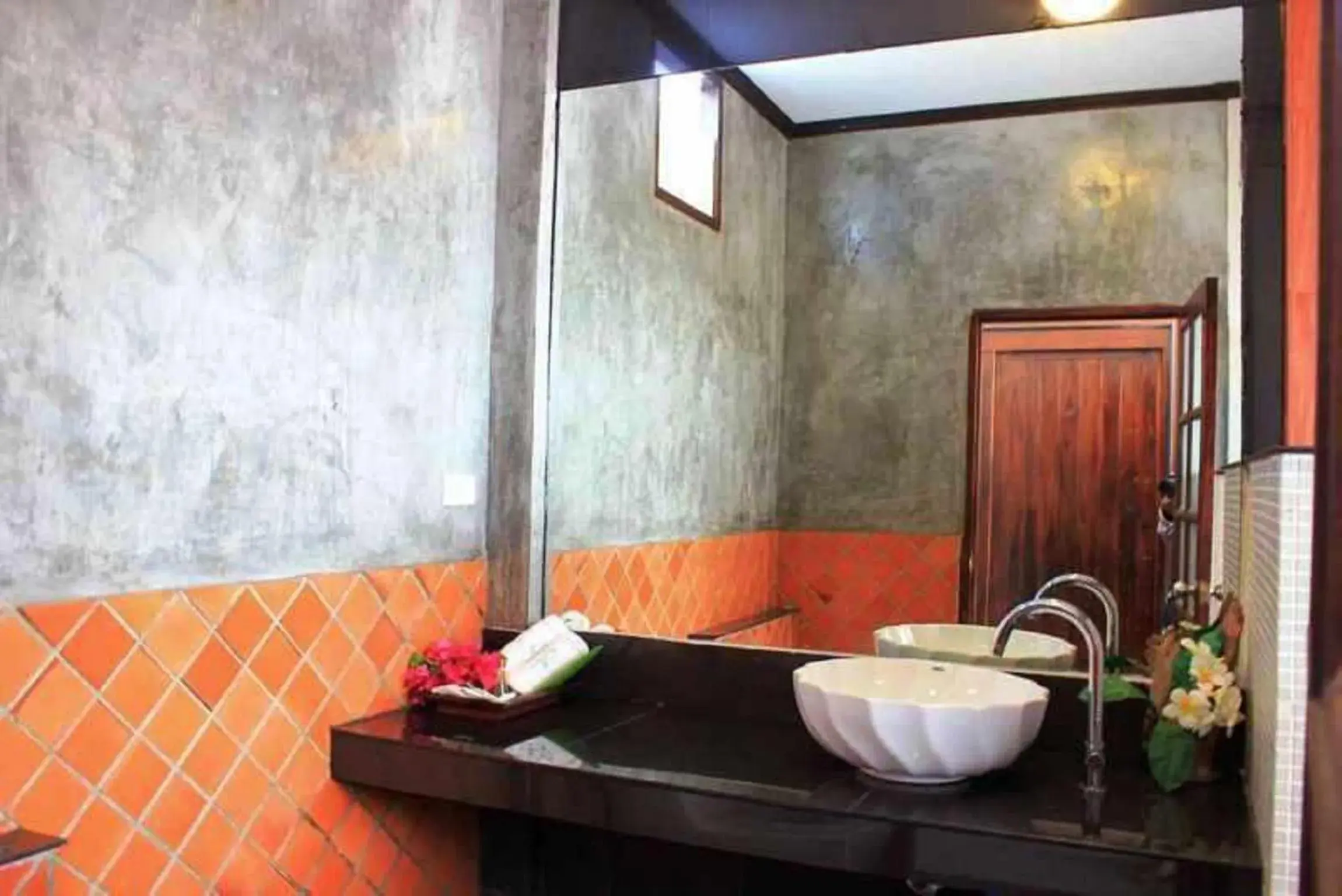 Bathroom in Peace Paradise Beach Bathroom in Peace Paradise Beach