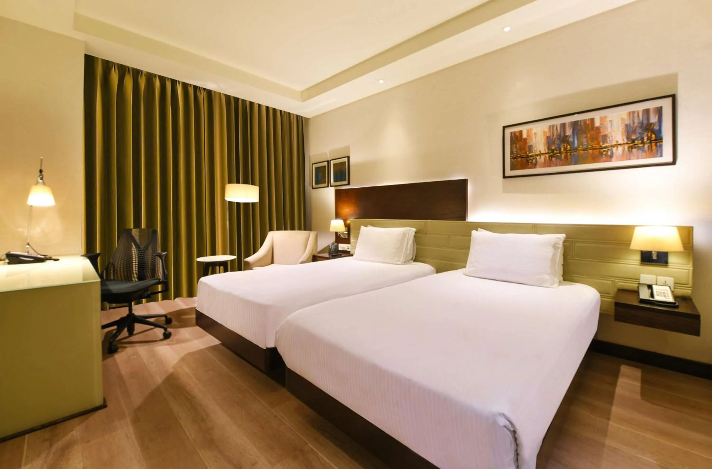 Bed in DoubleTree by Hilton Gurugram Baani Square