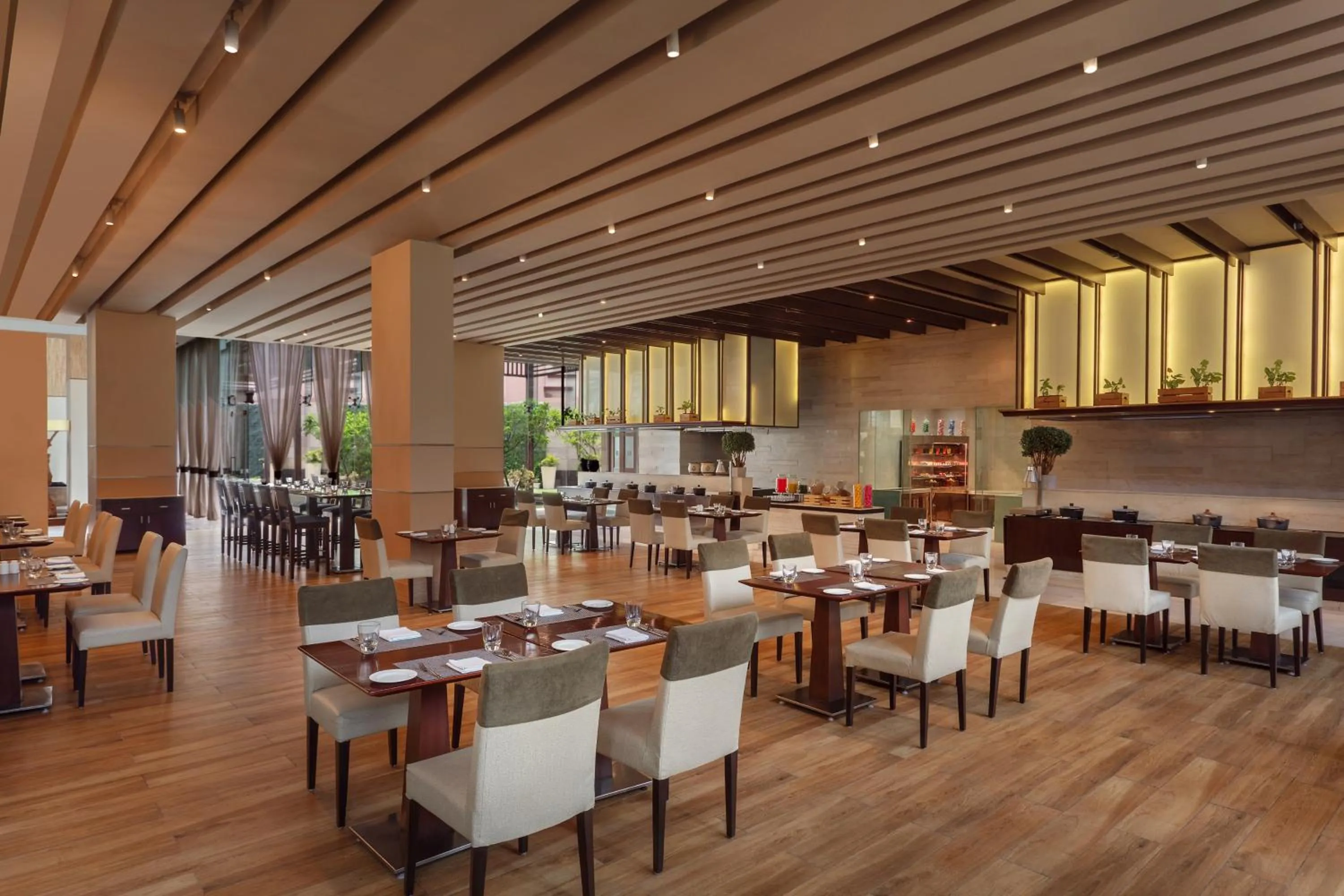 Restaurant/places to eat in DoubleTree by Hilton Gurugram Baani Square