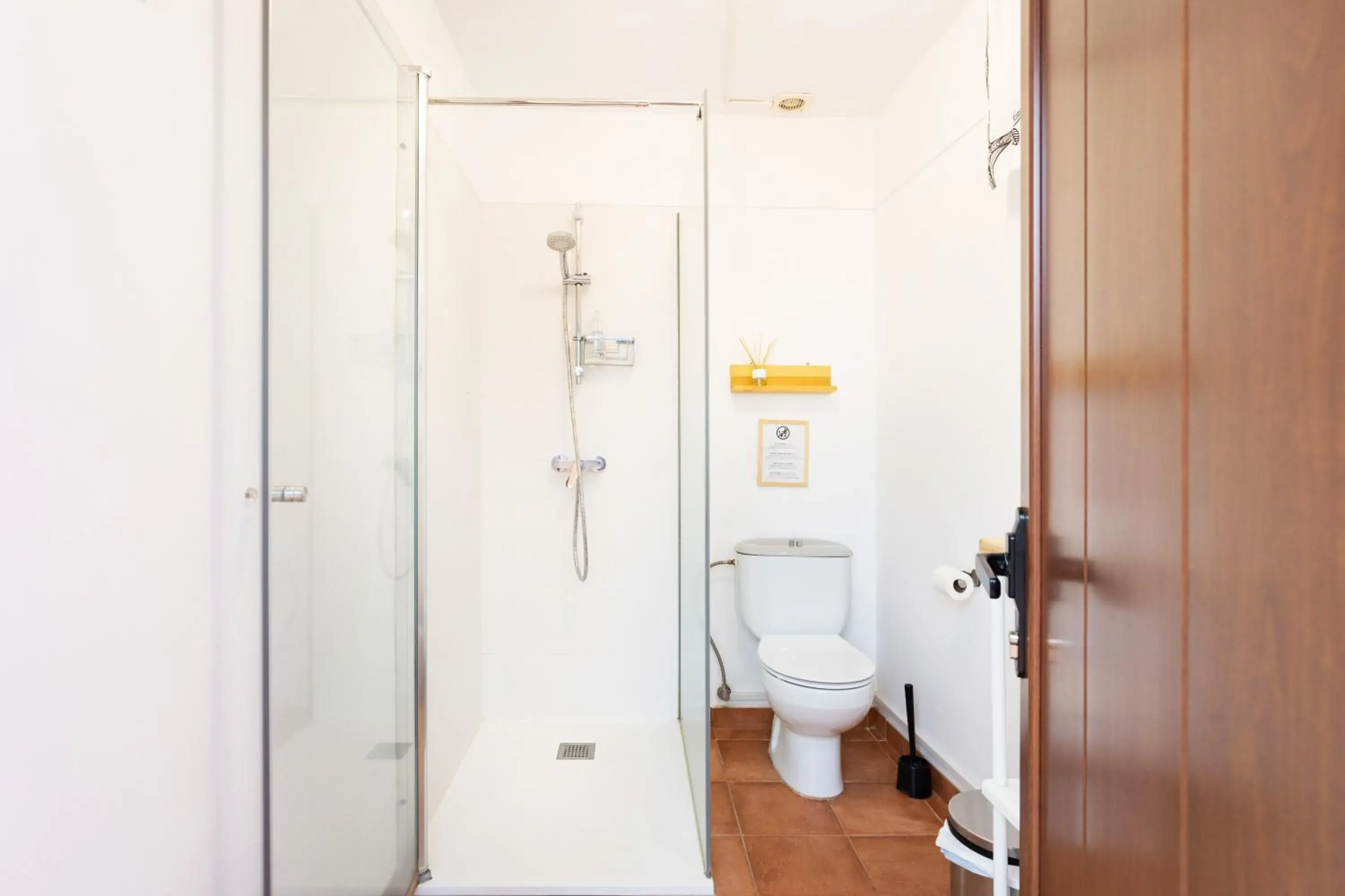 Standard Double Room with Shared Bathroom in Tabaiba Guesthouse Standard Double Room with Shared Bathroom in Tabaiba Guesthouse