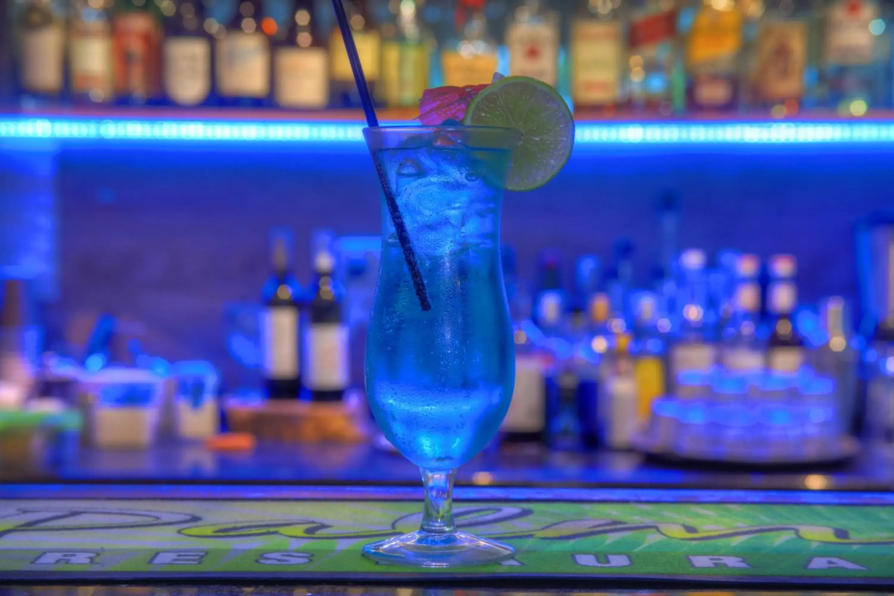Lounge or bar in Cairns Sheridan Hotel Lounge or bar in Cairns Sheridan Hotel
