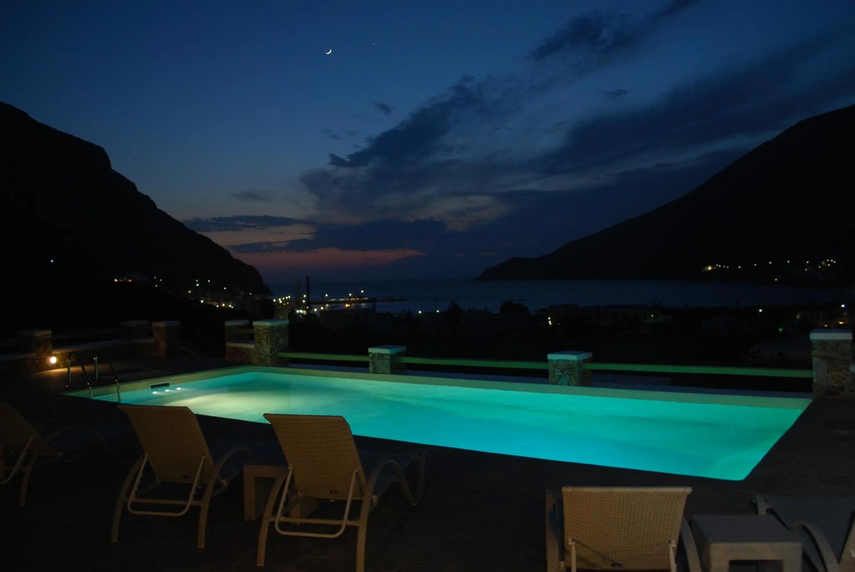 Swimming pool in Xerolithia