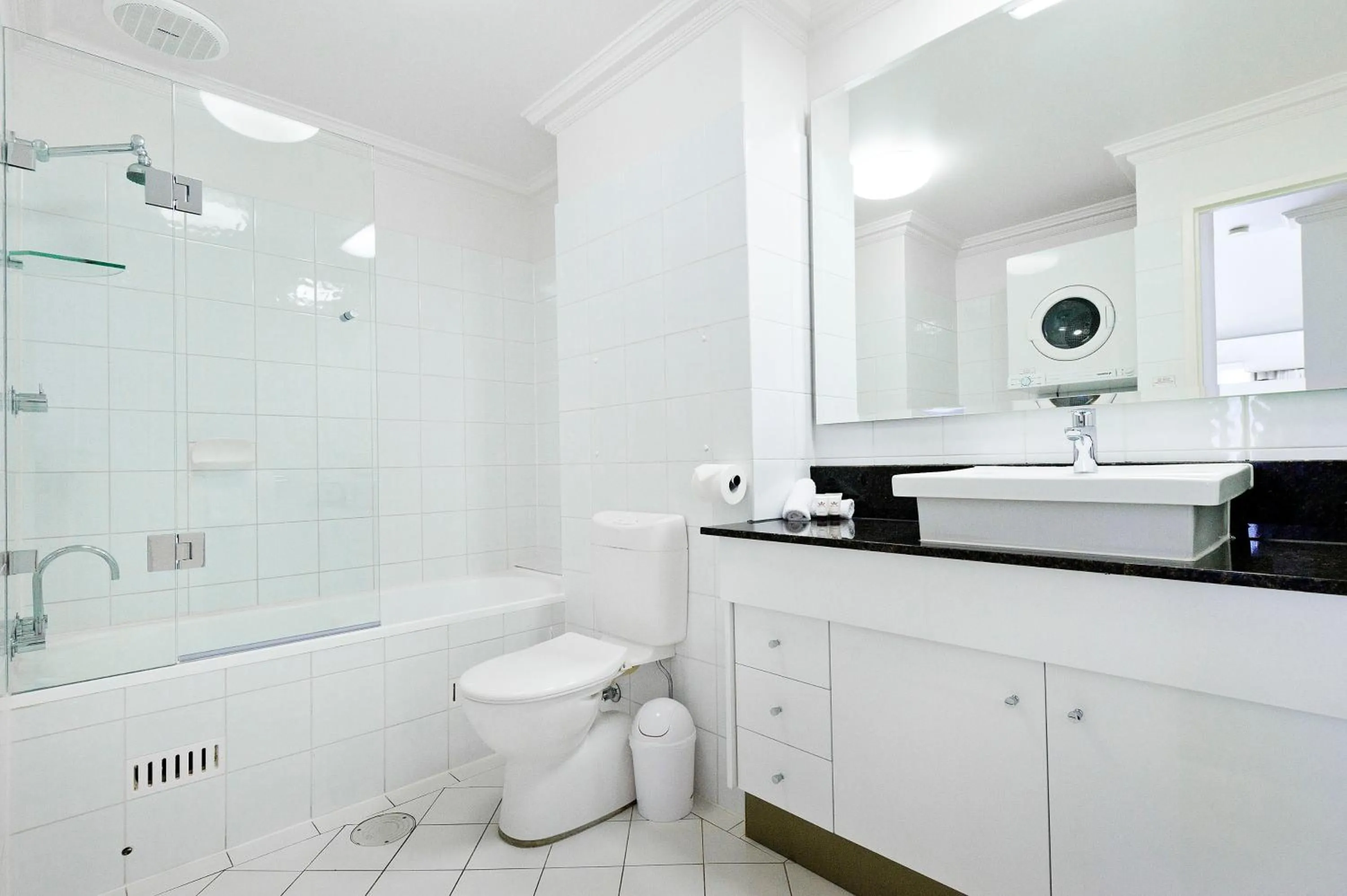 Bathroom in Majestic Old Lion Apartments
