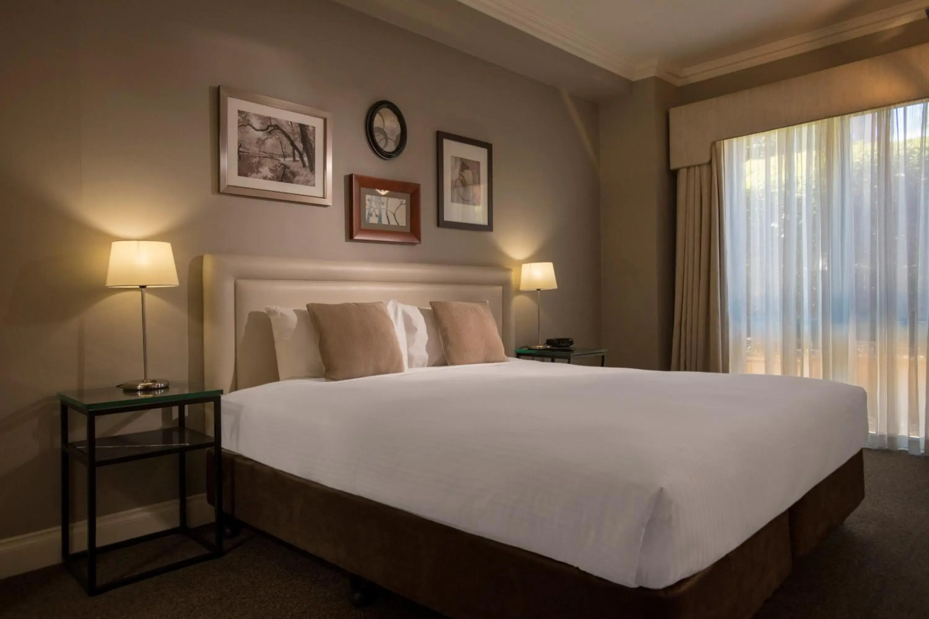 Three-Bedroom Apartment in Majestic Old Lion Apartments Three-Bedroom Apartment in Majestic Old Lion Apartments