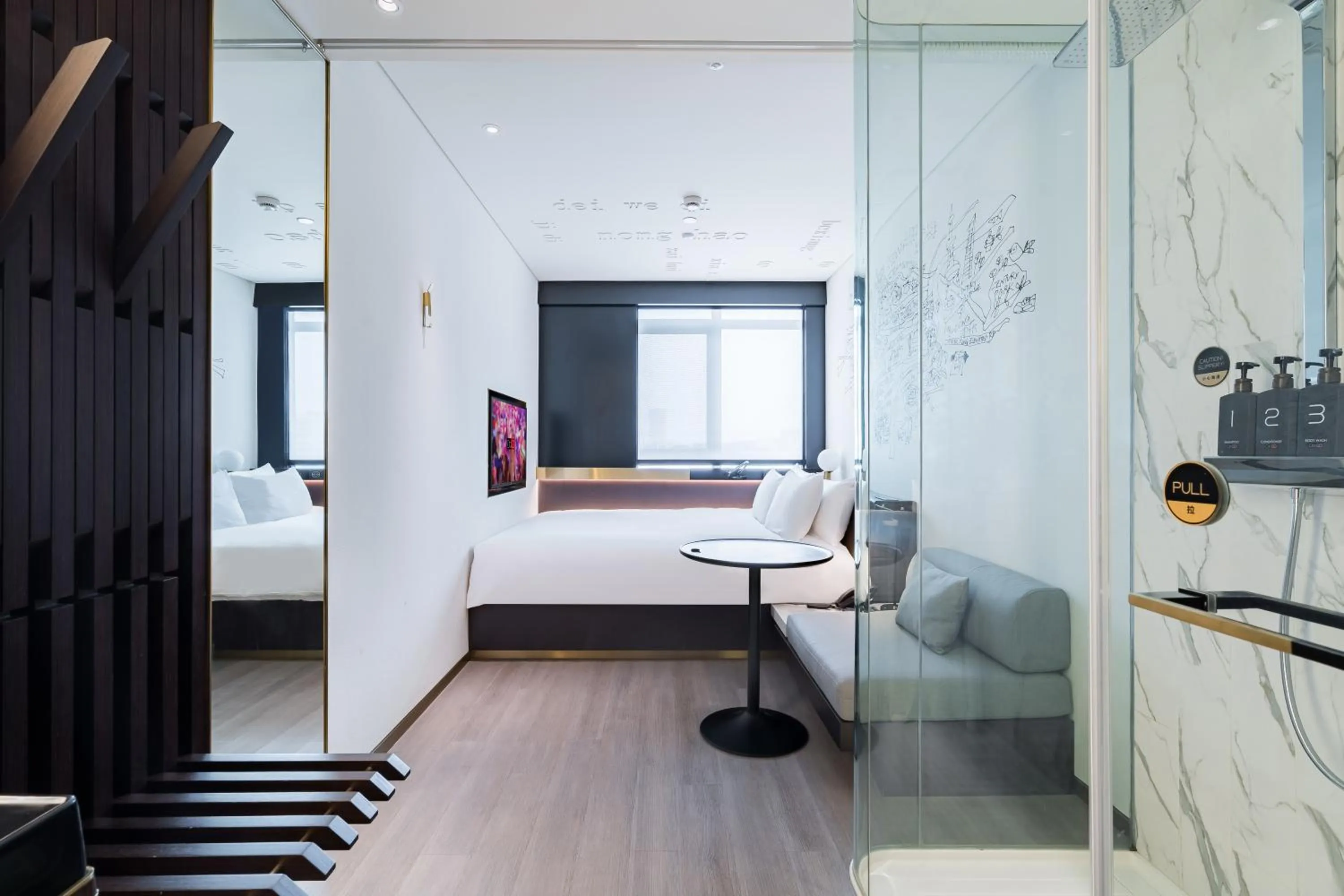 Photo of the whole room, Bed in CitiGO Hotel Hongqiao Shanghai