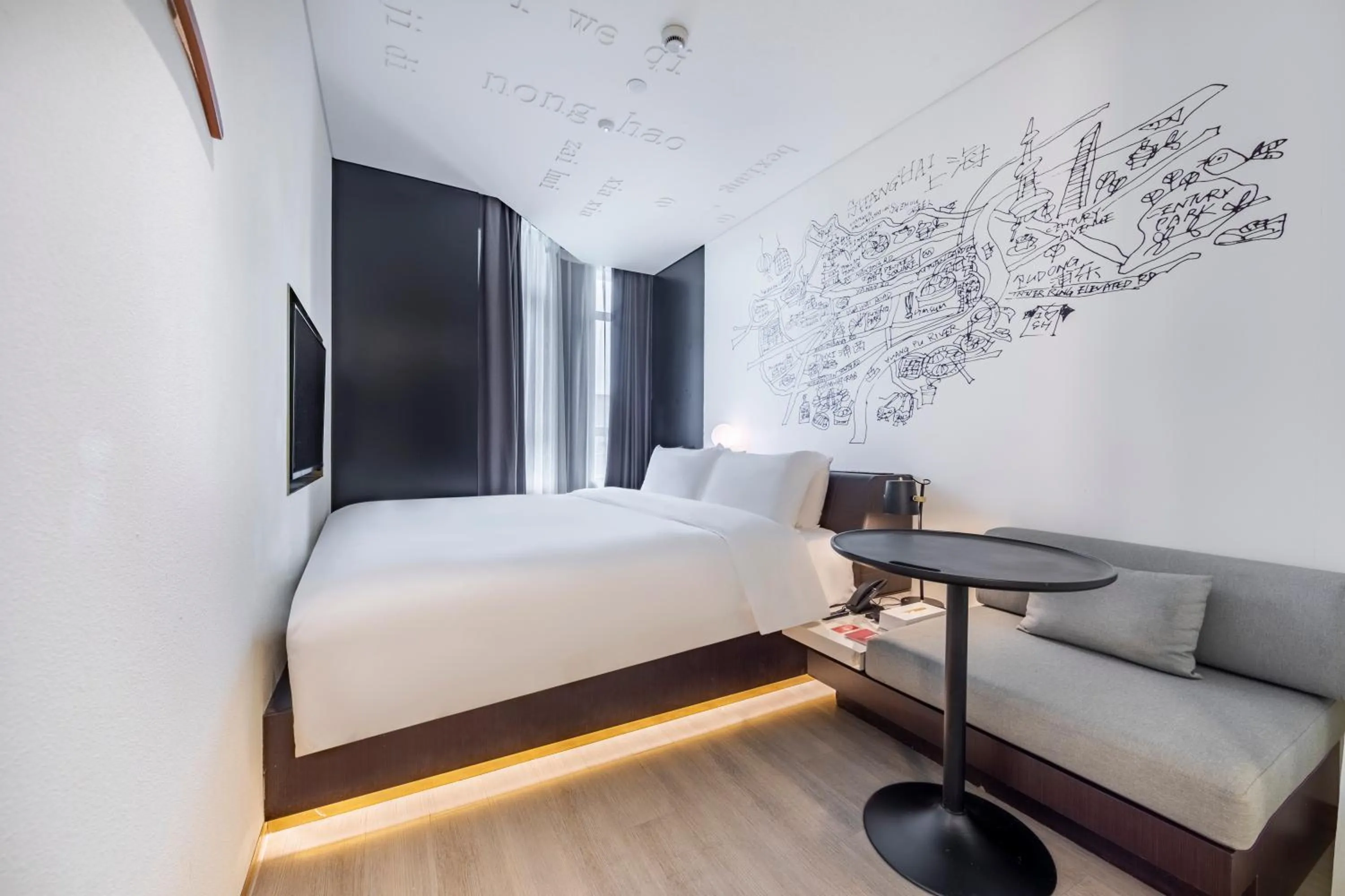 Photo of the whole room, Bed in CitiGO Hotel Hongqiao Shanghai
