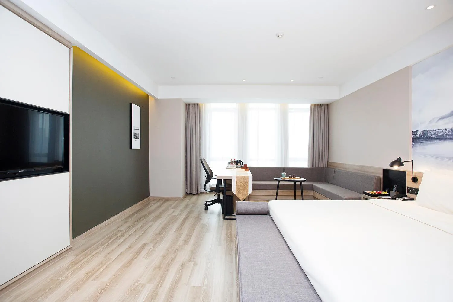 Bed in Atour Hotel Hangzhou Jinsha Lake