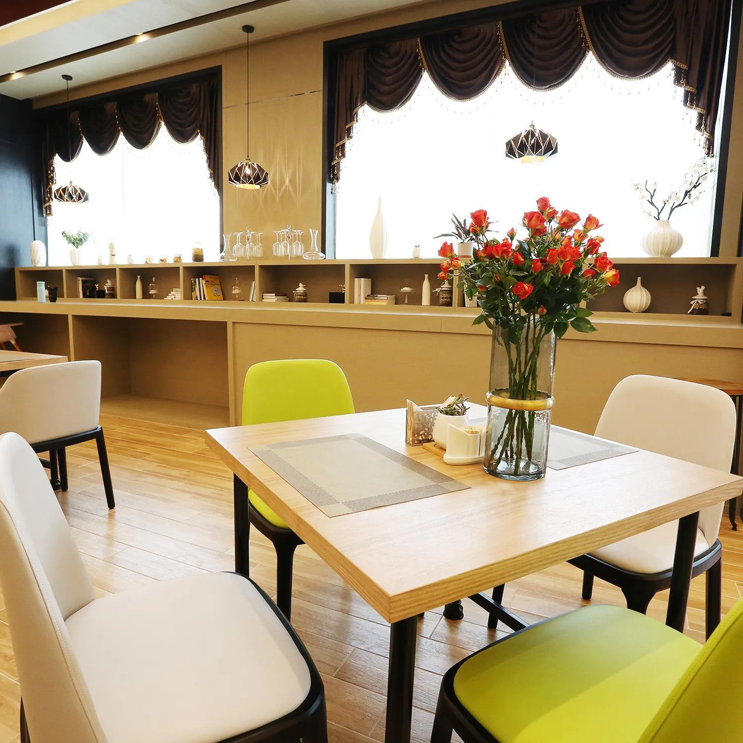 Restaurant/places to eat in Atour Hotel Hangzhou Jinsha Lake