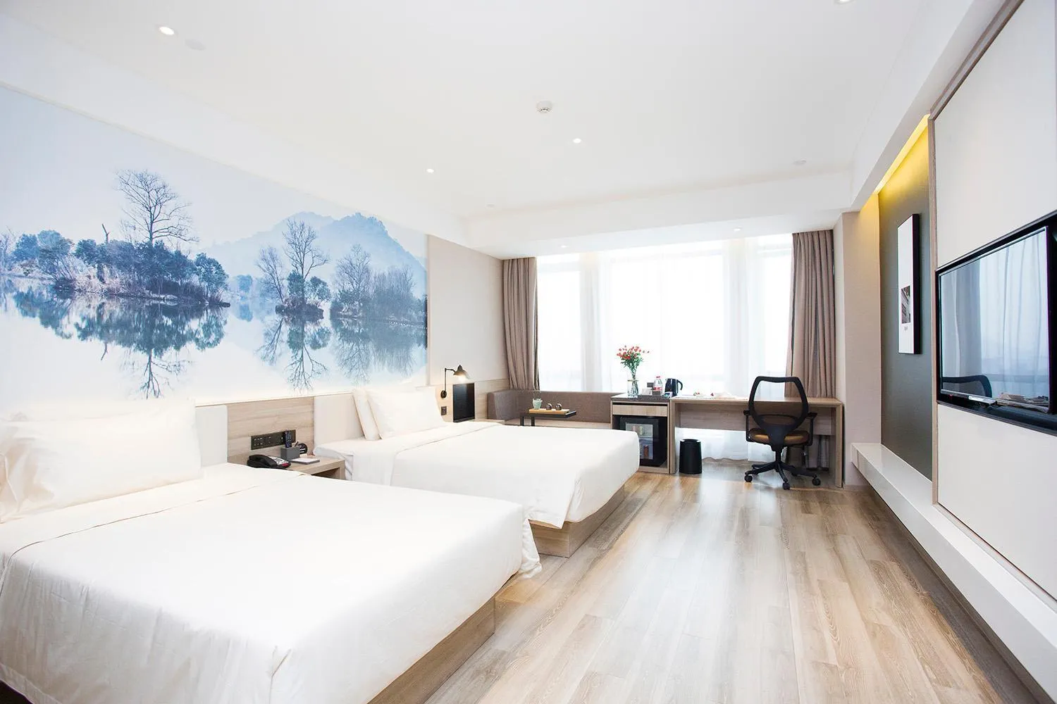 Photo of the whole room, Bed in Atour Hotel Hangzhou Jinsha Lake