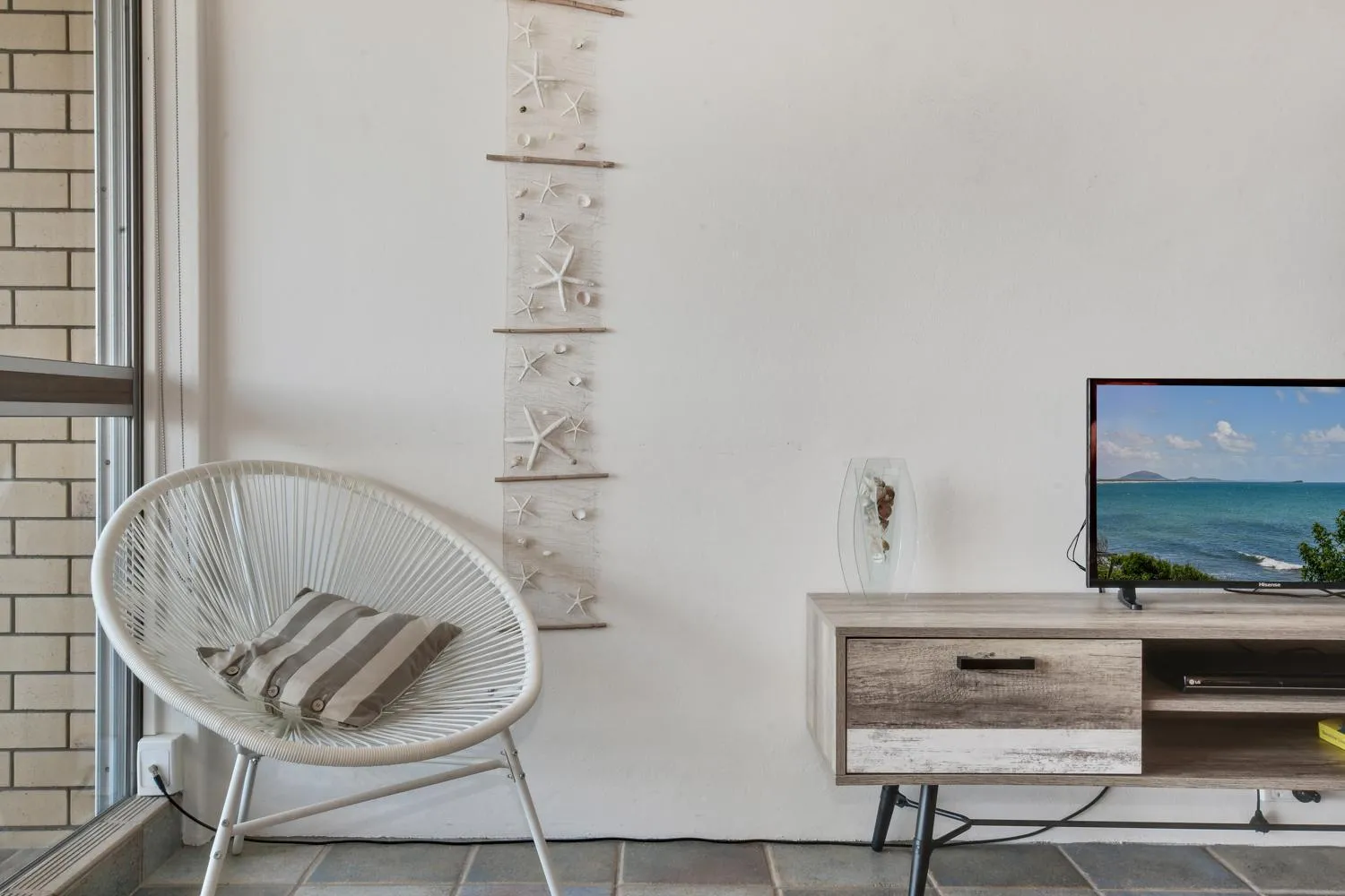 TV and multimedia in 2 Bedroom Top Floor Unit - Ocean Views and Pool- Headlands Resort