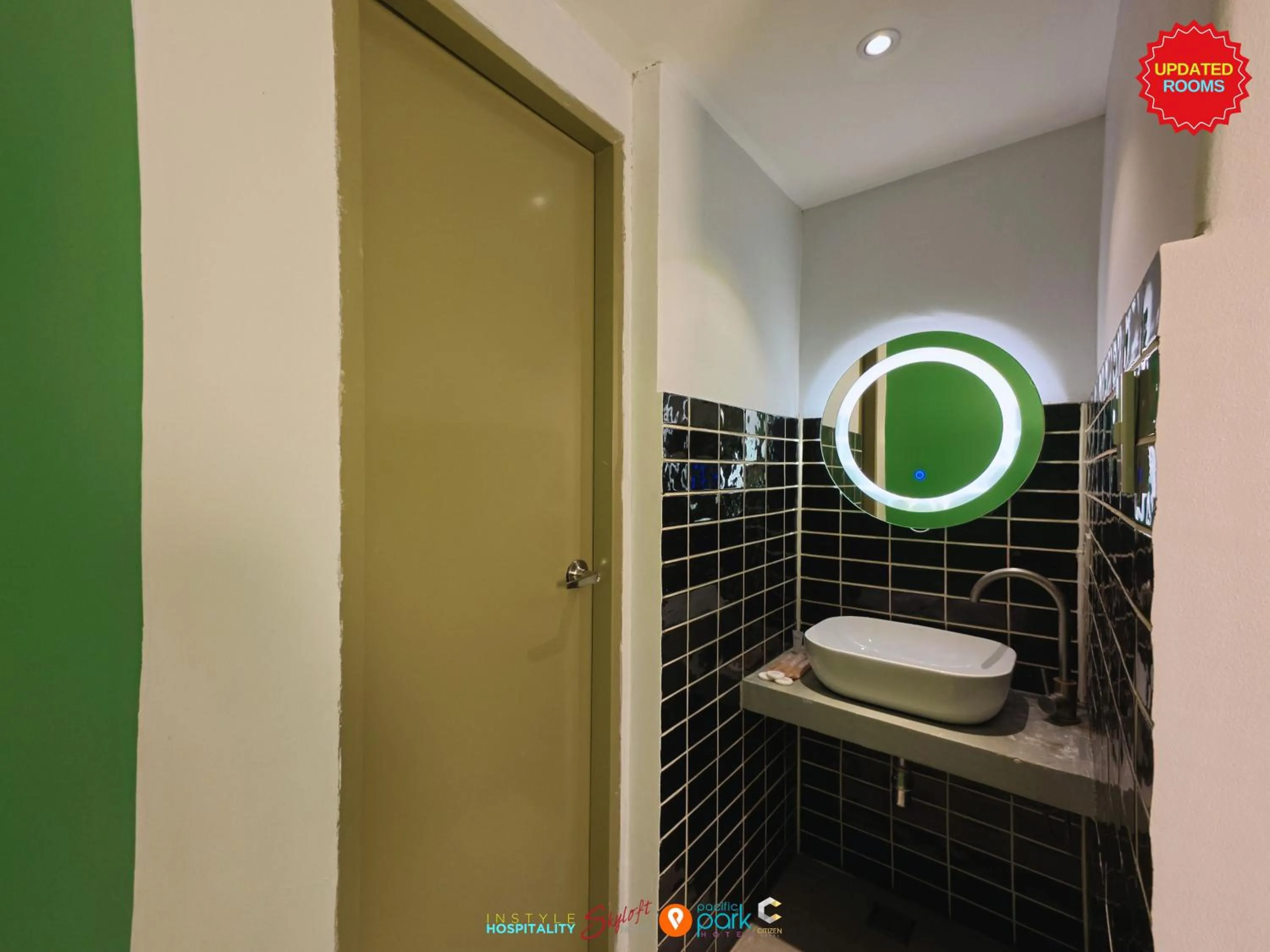 Bathroom in Citizen Hotel