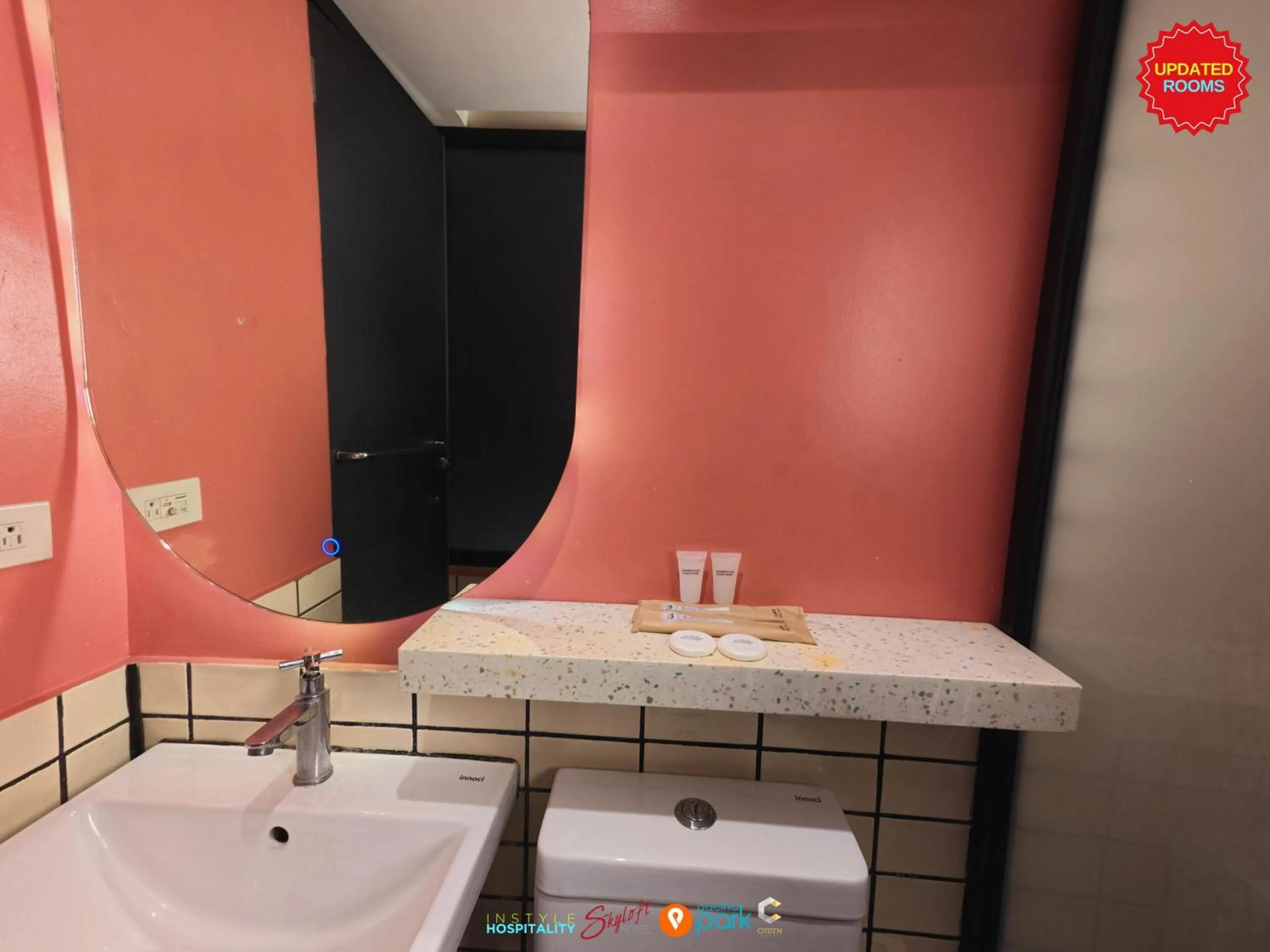 Bathroom in Citizen Hotel