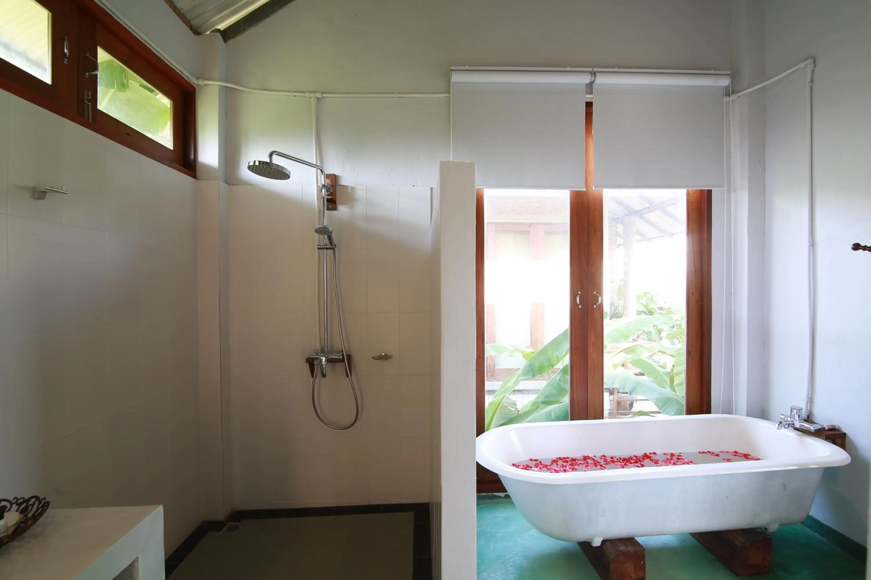 Bathroom in BaanSuk Sukhothai Resort