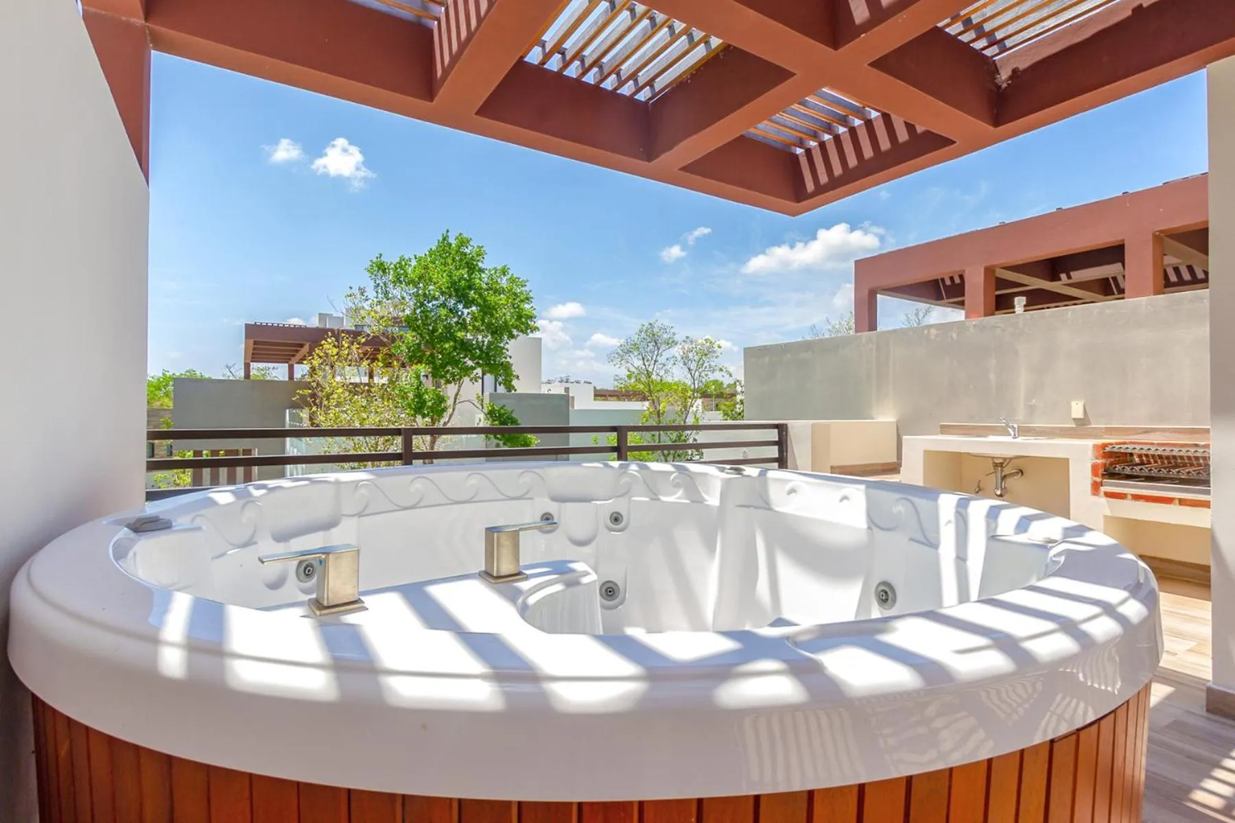 Hot Tub in Ciudad Mayakoba Homes by Vimex