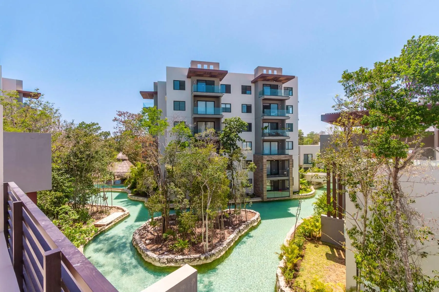 Property building in Ciudad Mayakoba Homes by Vimex