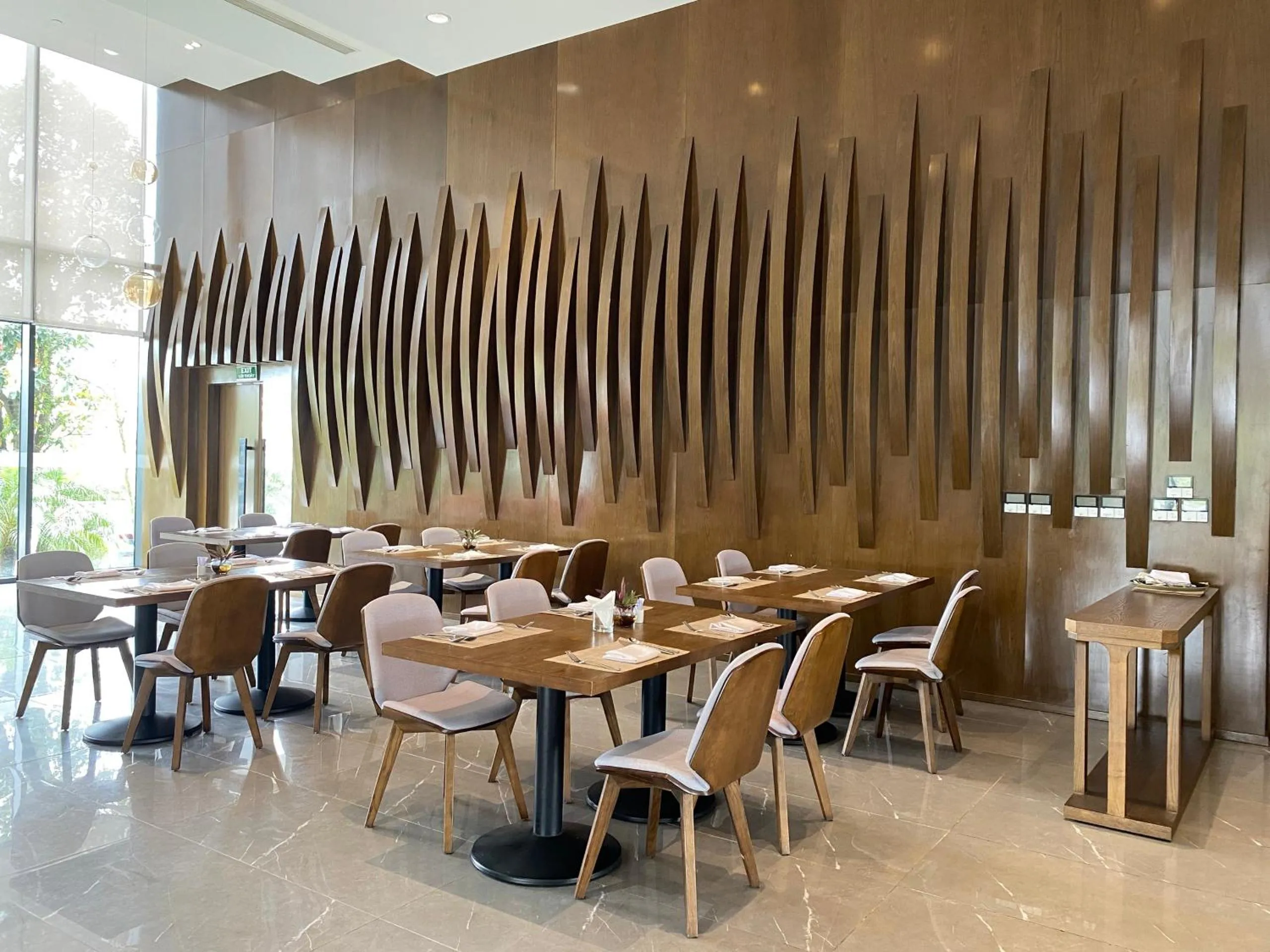 Restaurant/places to eat in DIC Star Hotels & Resorts Vinh Phuc