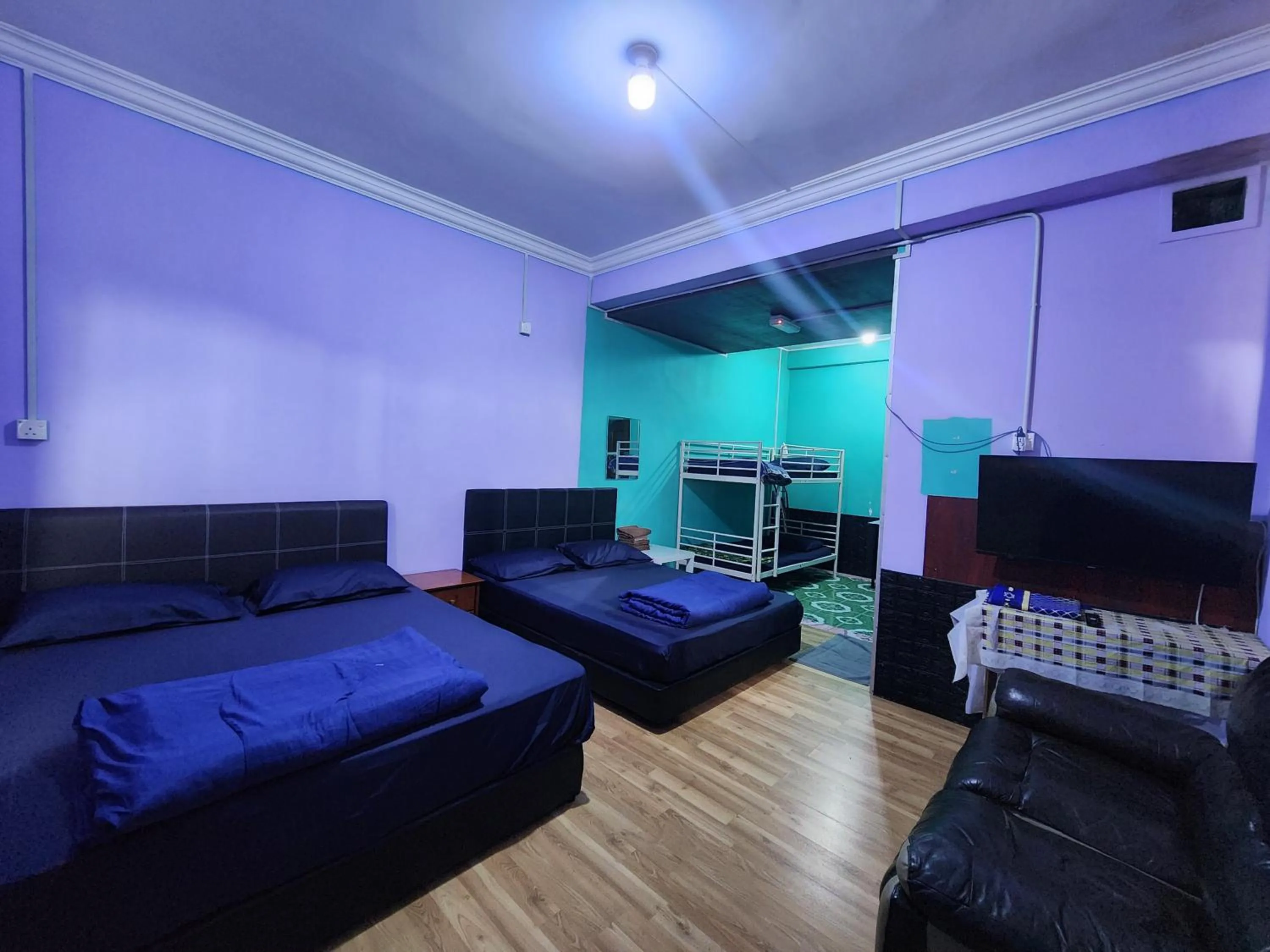 Communal lounge/ TV room in Kupi-Kupi & Stay