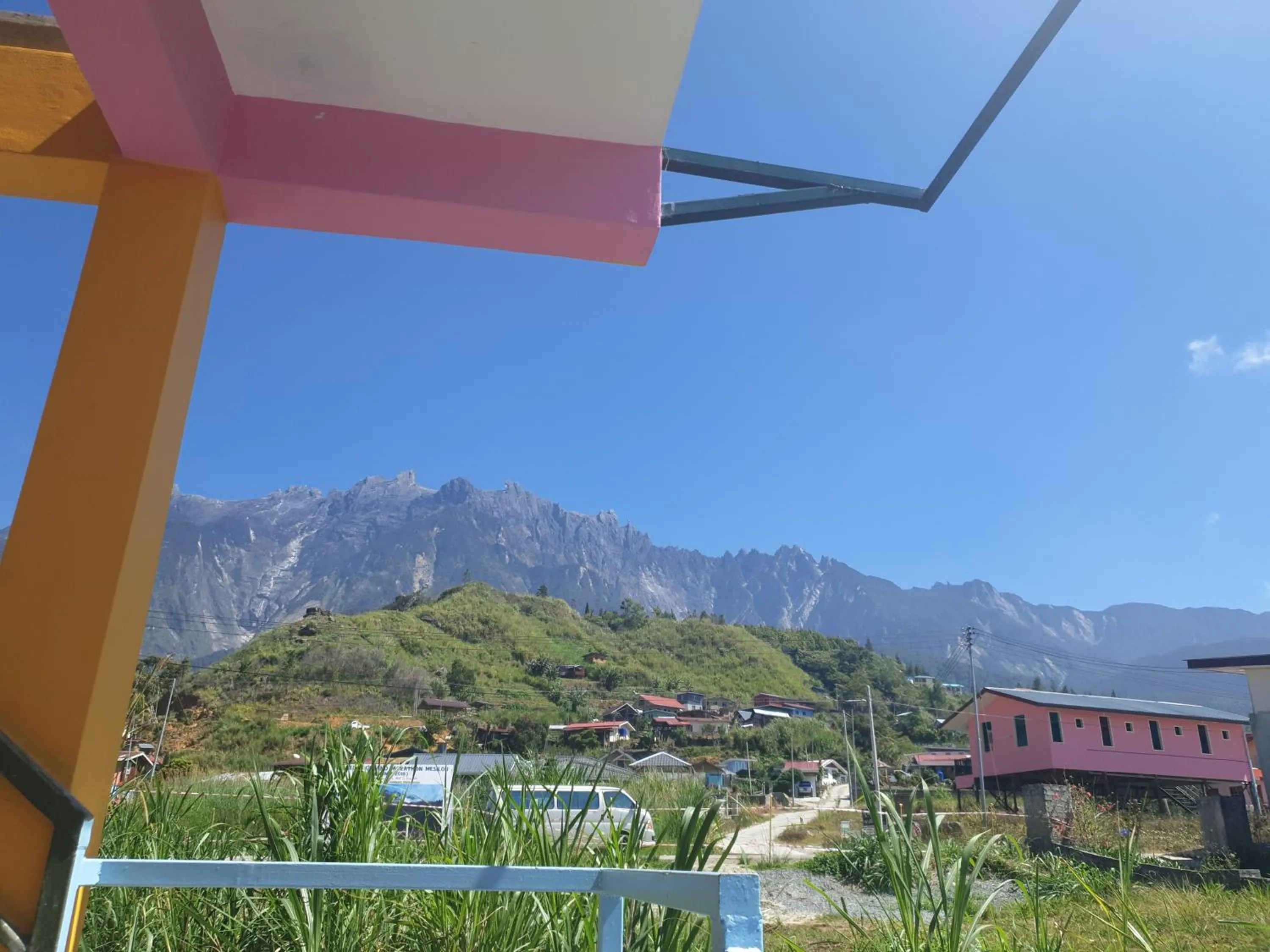 Mountain view in Kupi-Kupi & Stay