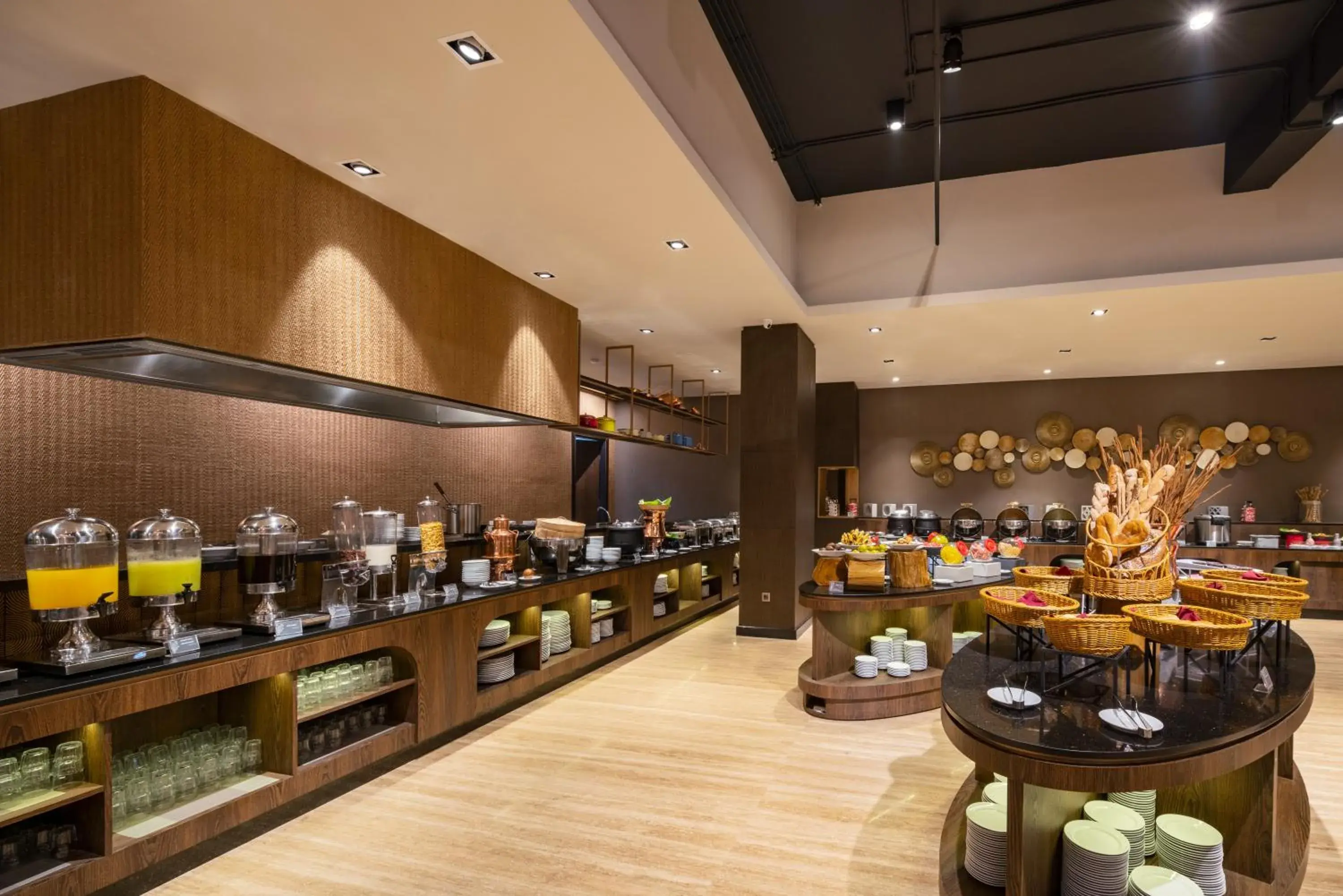 Restaurant/places to eat in Luminor Hotel Jakarta Kota By WH Restaurant/places to eat in Luminor Hotel Jakarta Kota By WH