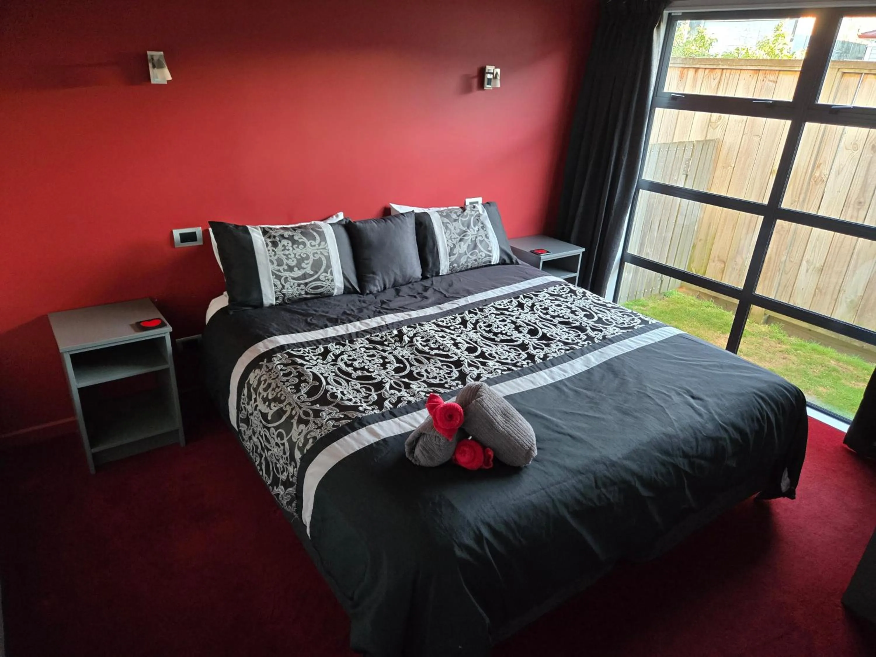 Bed in De Vine Martinborough 14 Cologne Street