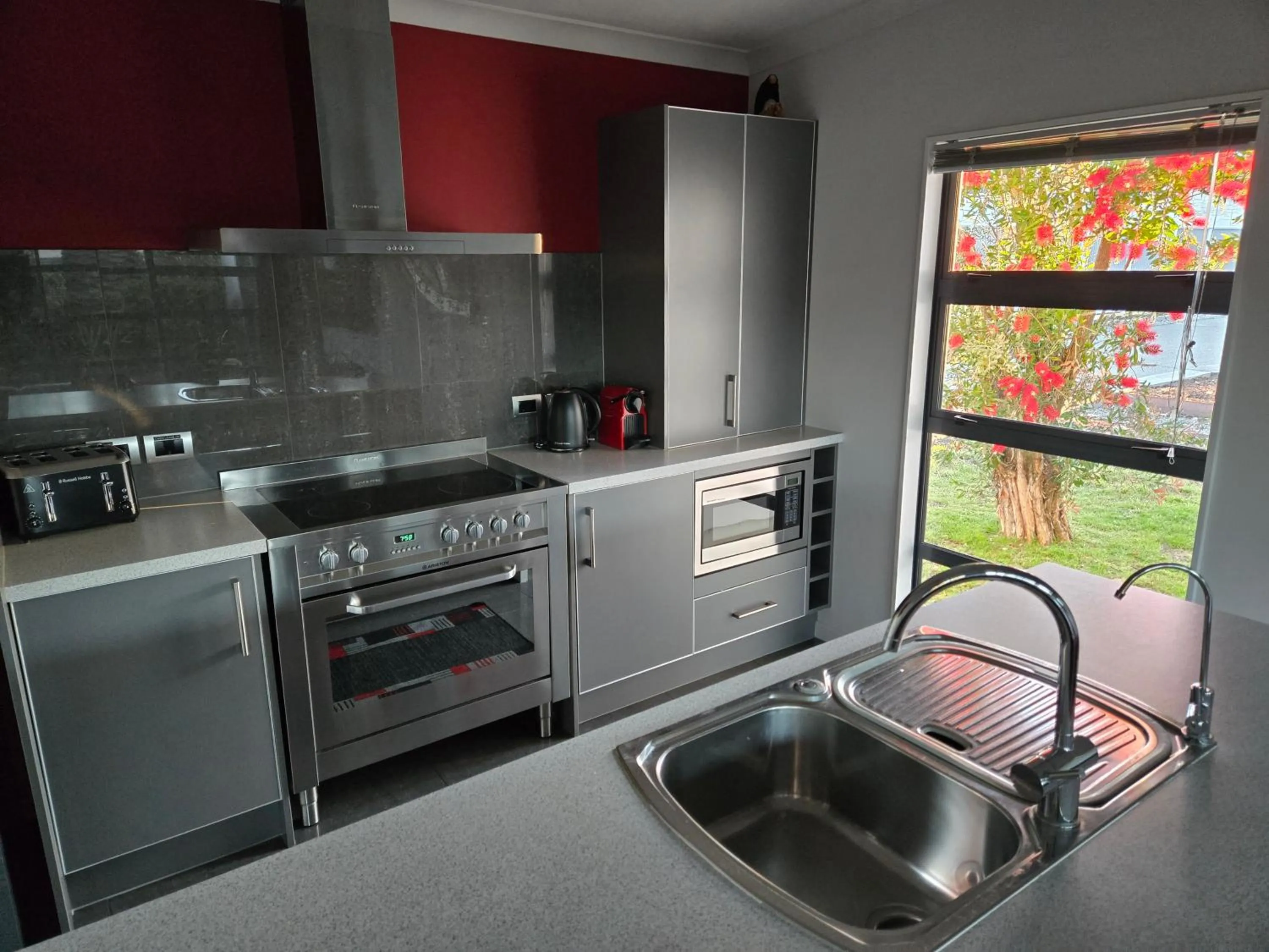 Kitchen or kitchenette in De Vine Martinborough 14 Cologne Street