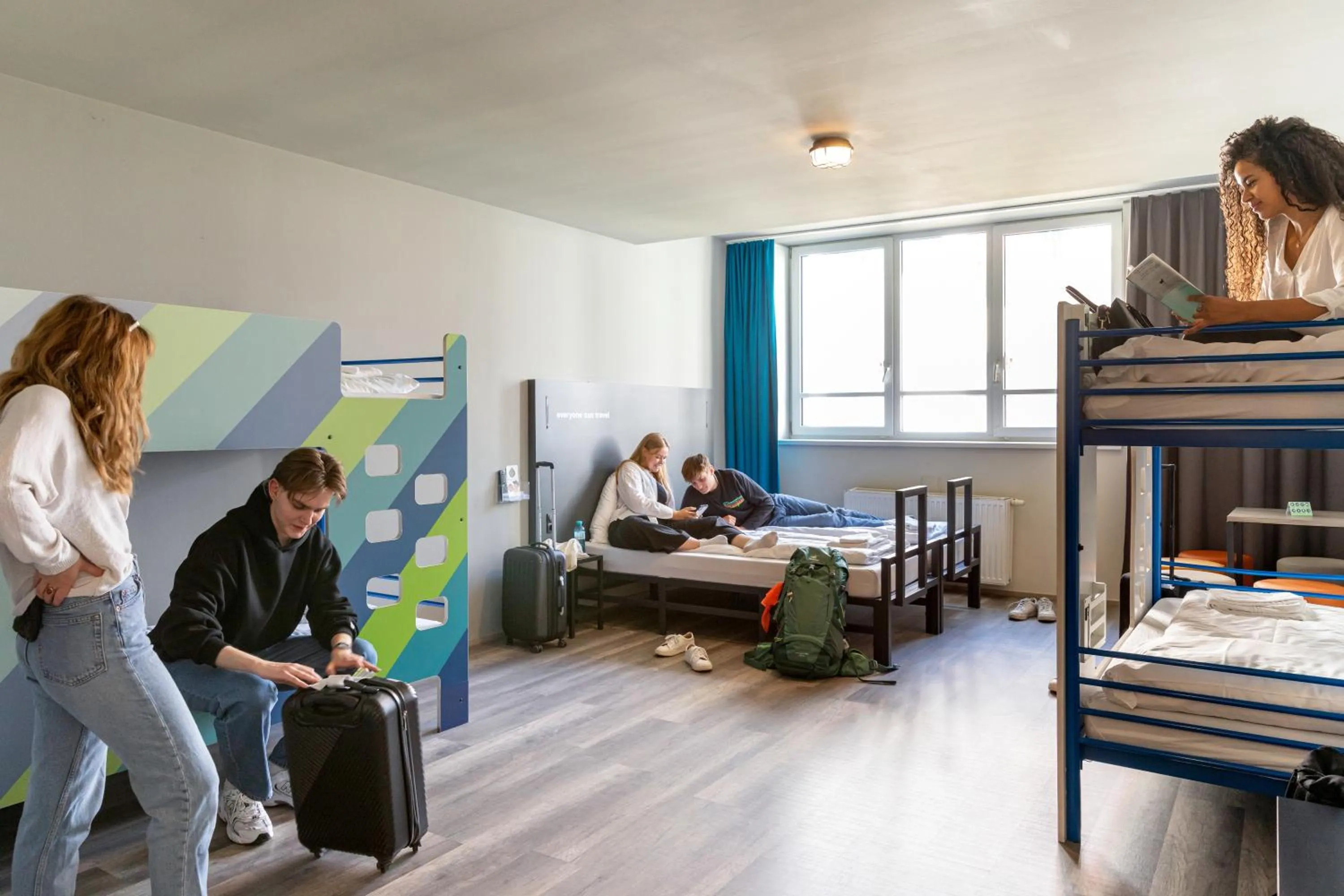 Photo of the whole room, Bed in a&o Wien Hauptbahnhof