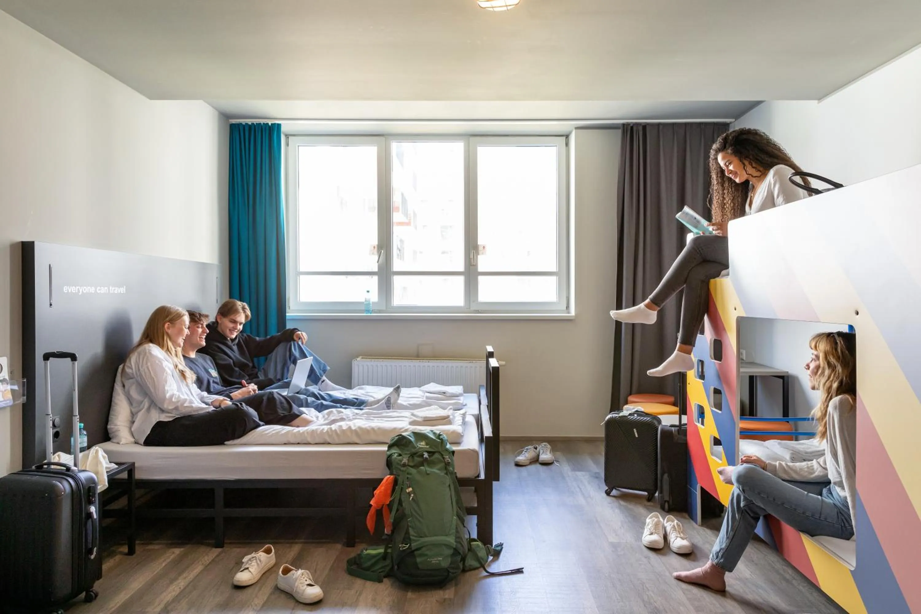 Photo of the whole room, Bed in a&o Wien Hauptbahnhof