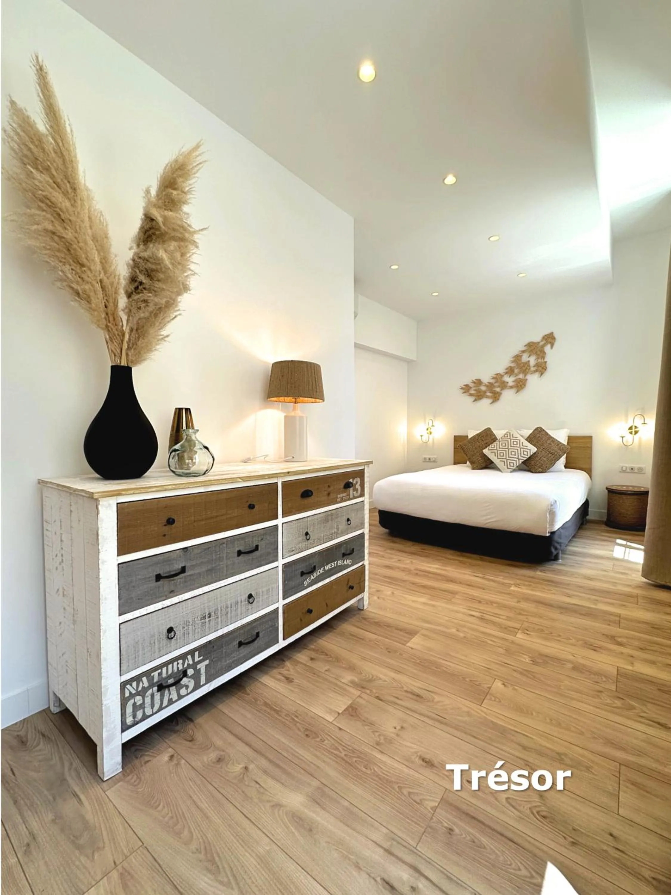 Bedroom, Bed in Les Appartements du Vieux Port