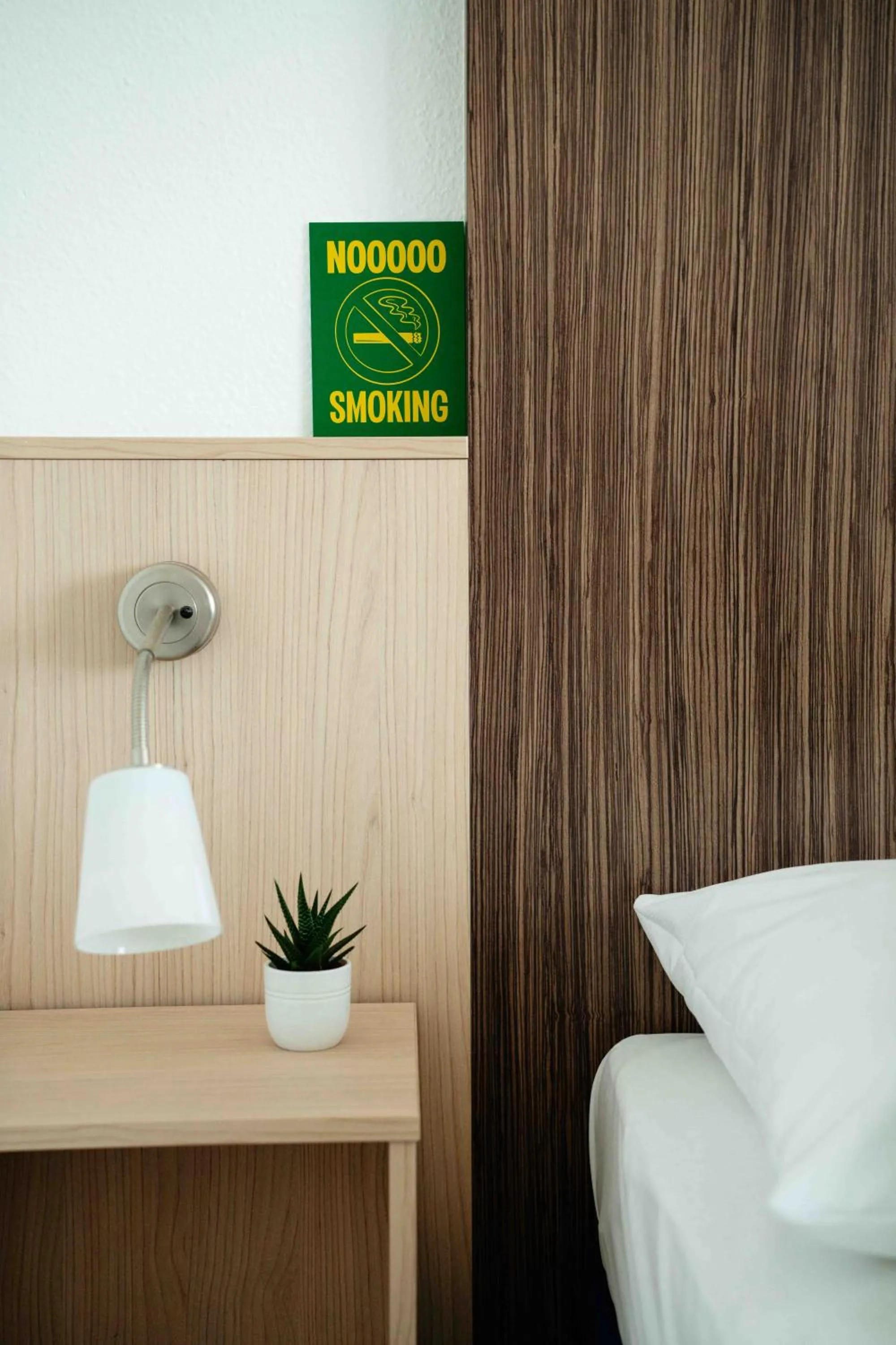 Bed in Best Western Smart Hotel