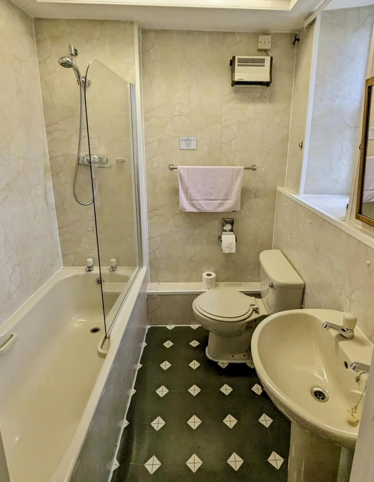 Bathroom in Eliza House