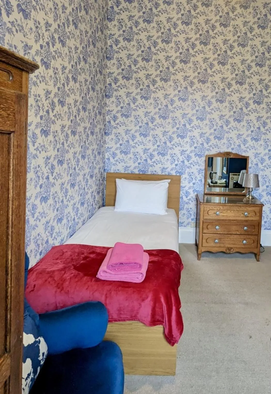 Bedroom, Bed in Eliza House